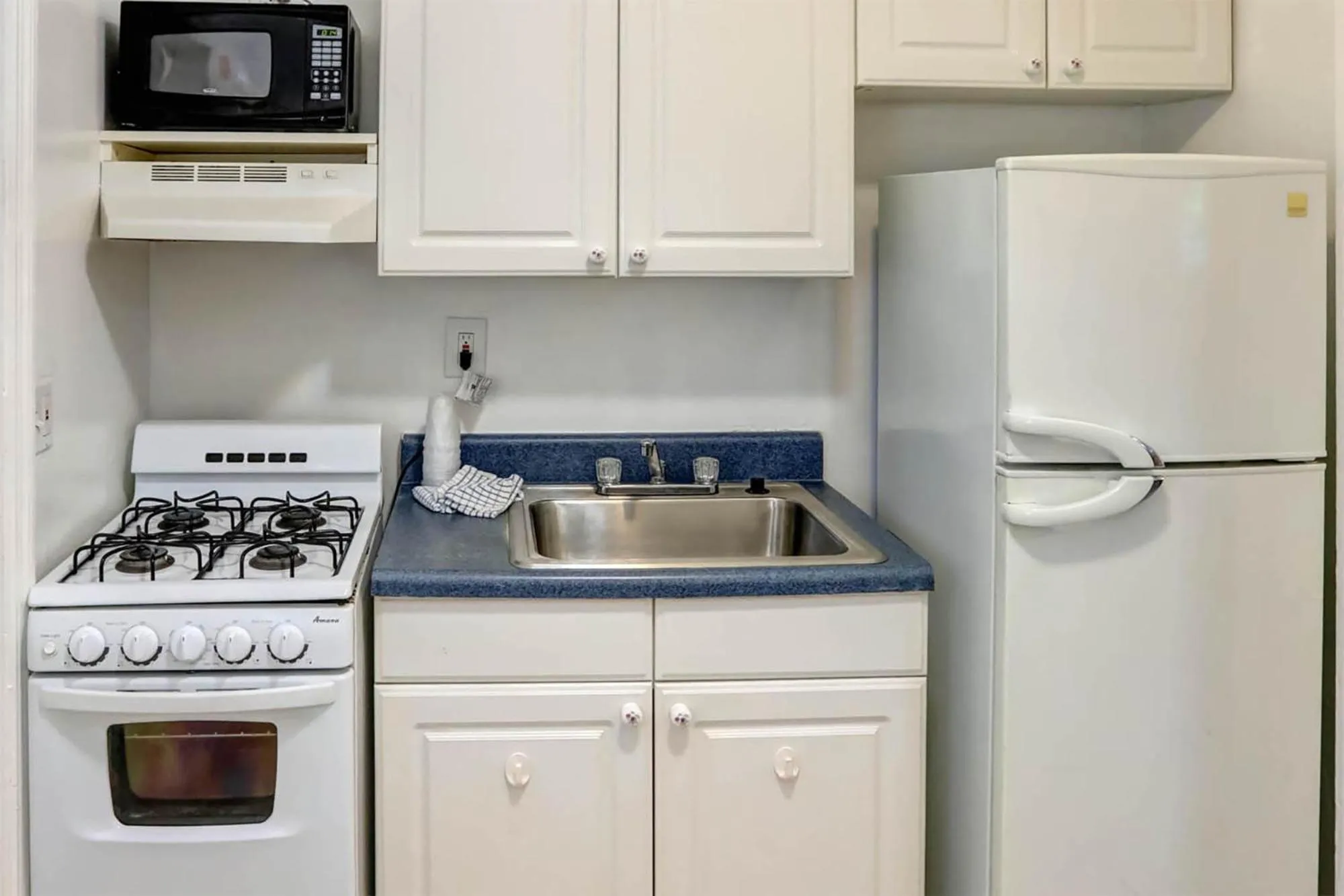 Richard's Motel Extended Stay