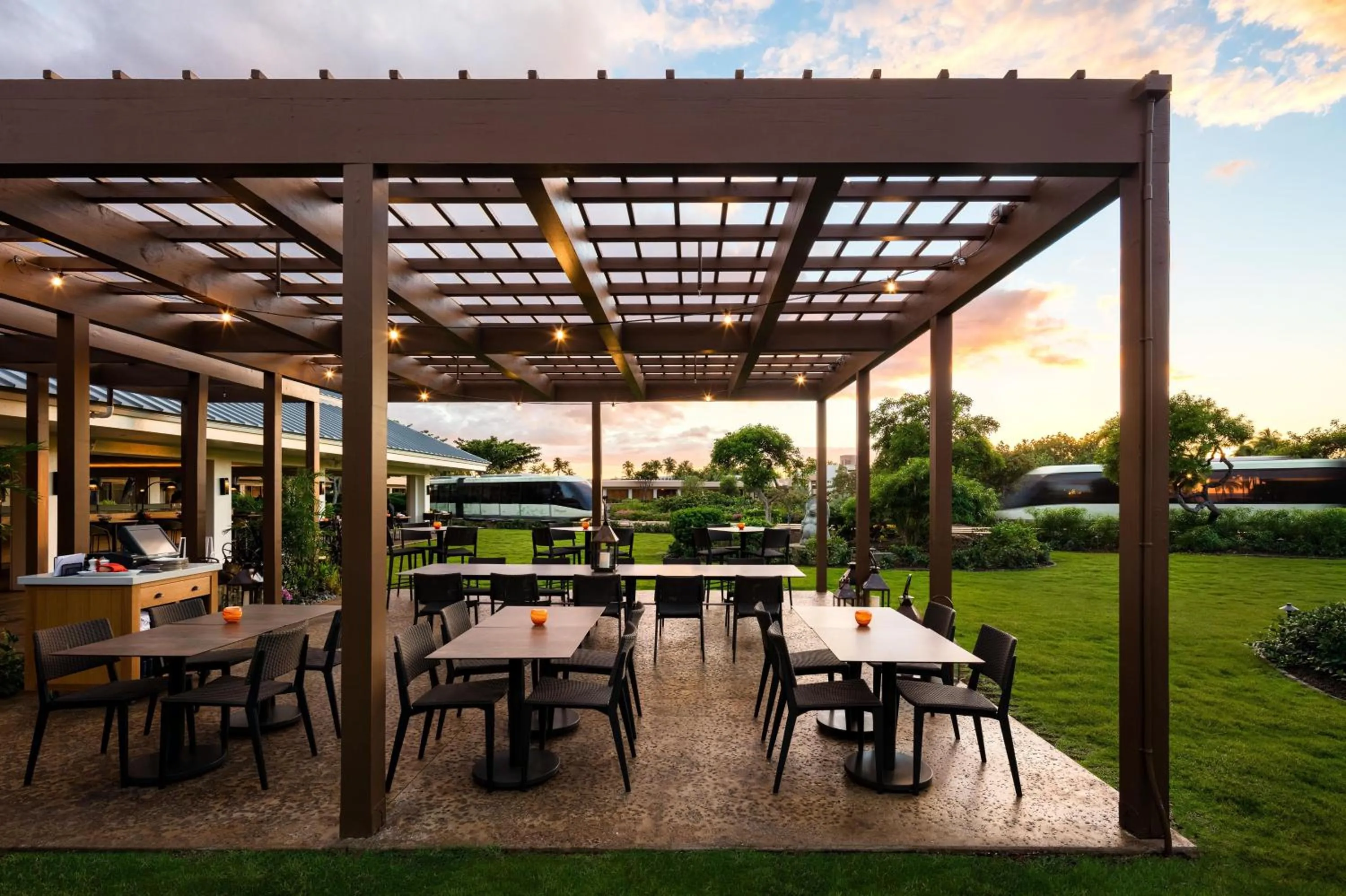 Restaurant/places to eat in Hilton Waikoloa Village