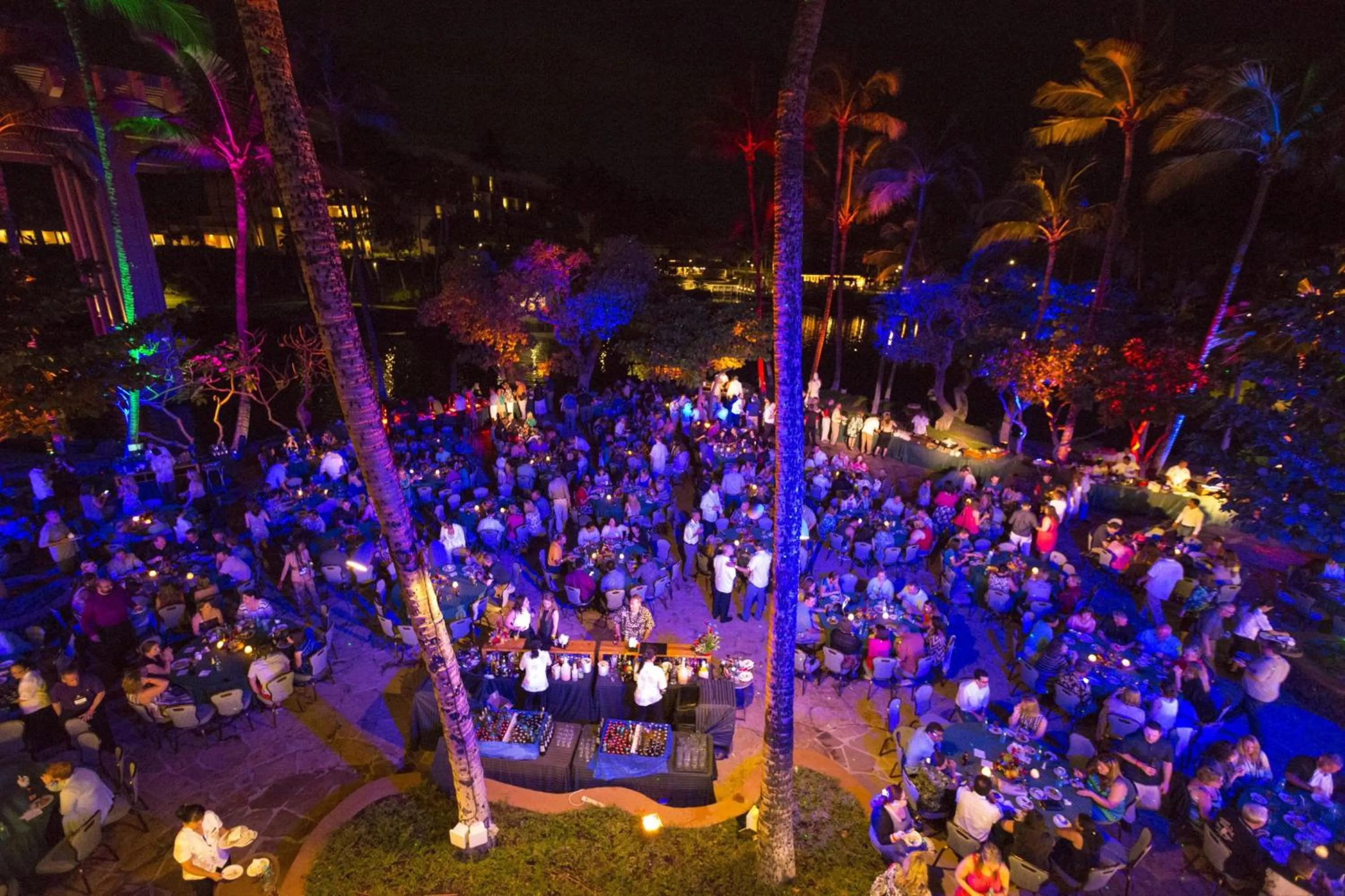 Inner courtyard view in Hilton Waikoloa Village