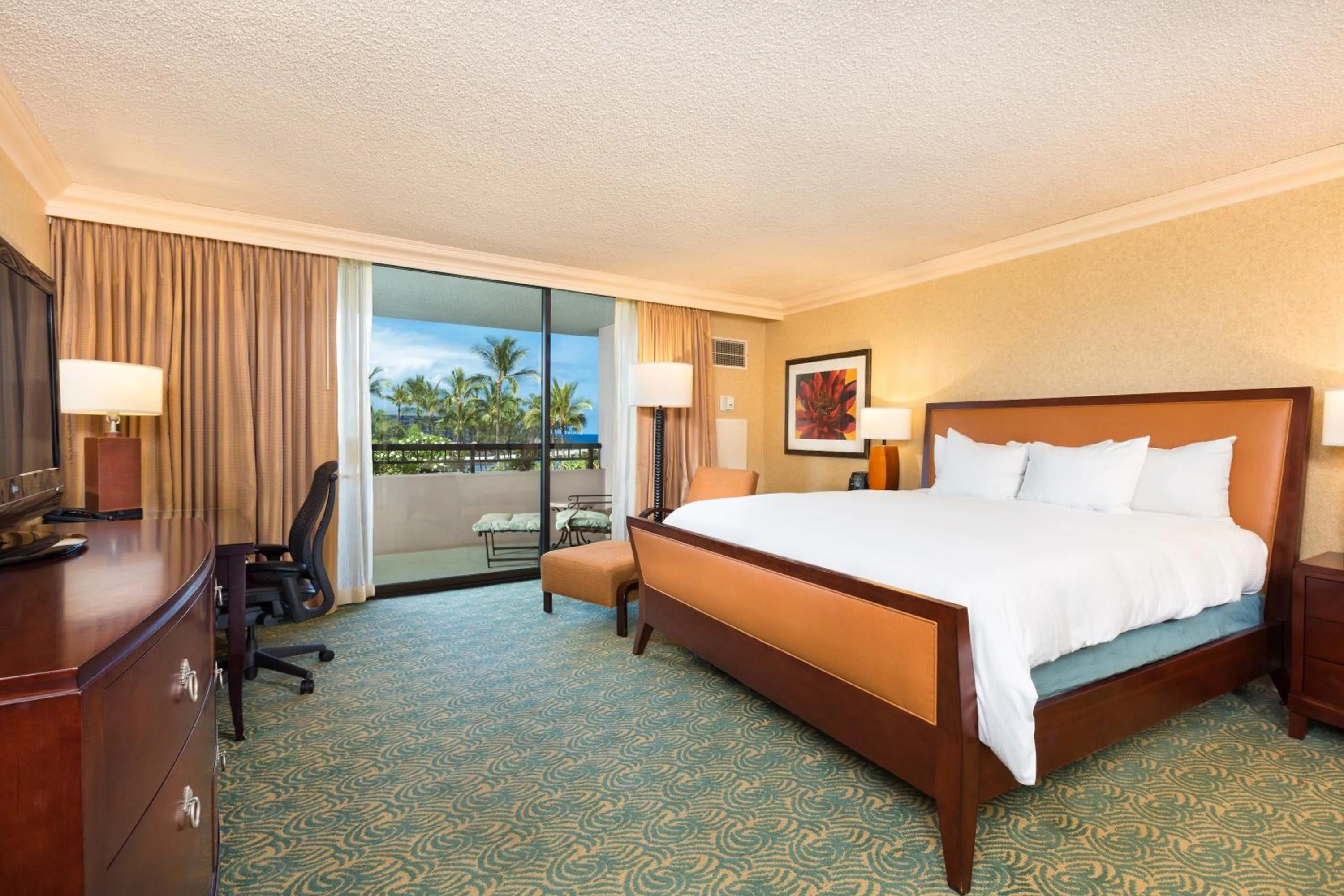 Bed in Hilton Waikoloa Village