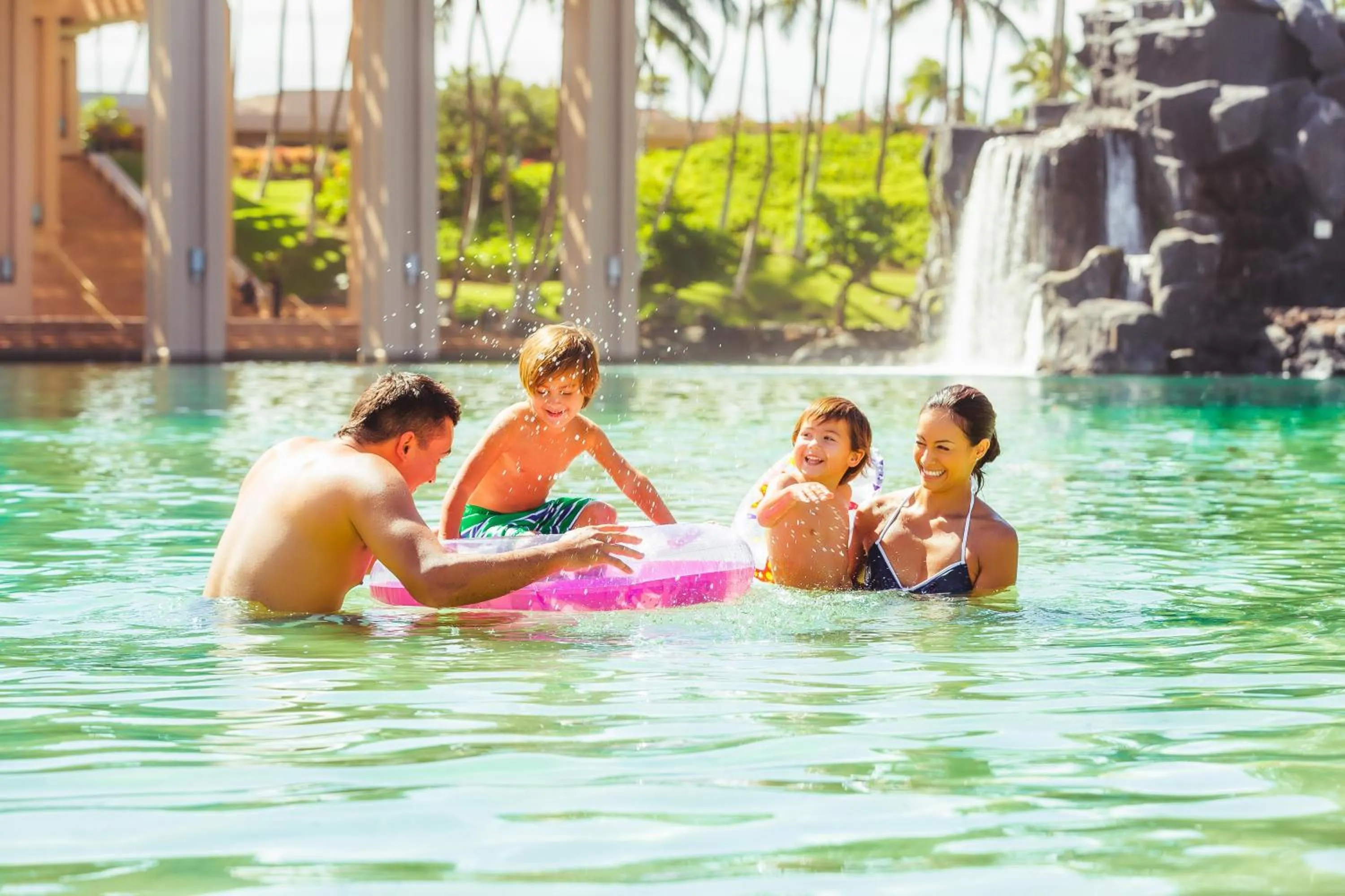Pool view in Hilton Waikoloa Village