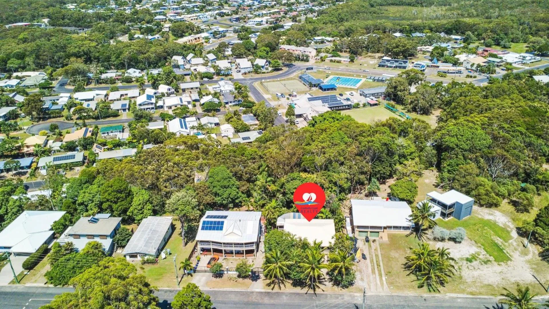 33 Cooloola Drive Rainbow Beach