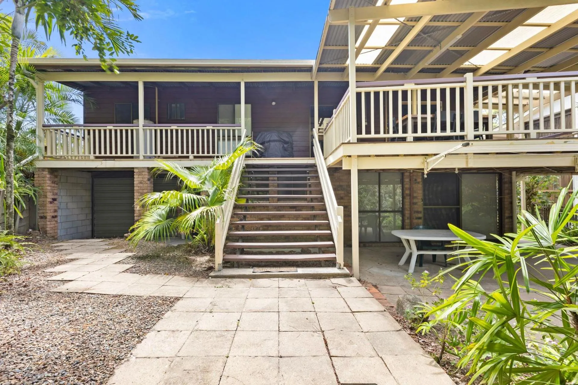 33 Cooloola Drive Rainbow Beach