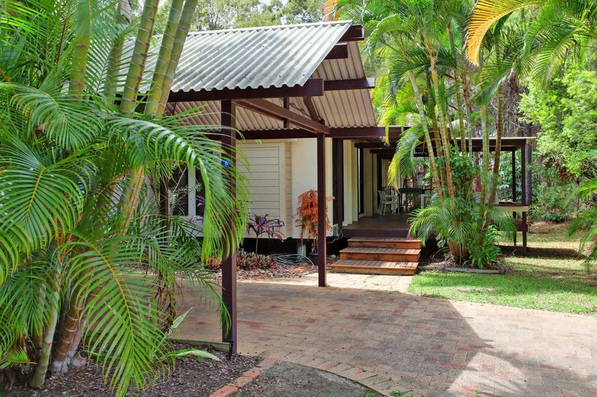 6 Orania Court Rainbow Shores