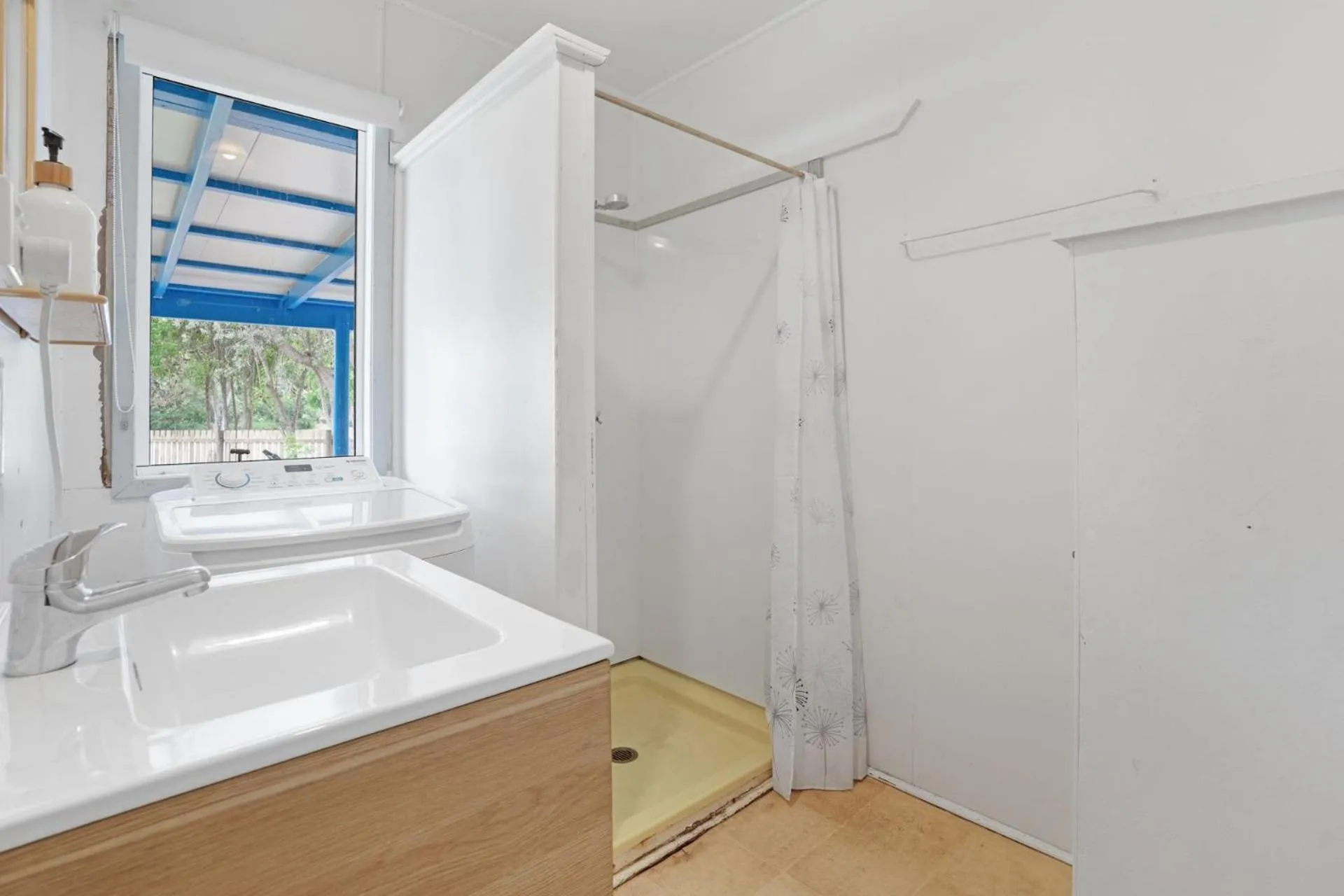 The Shack Rainbow Beach - Pets Welcome - Fully Fenced - Close to Beach