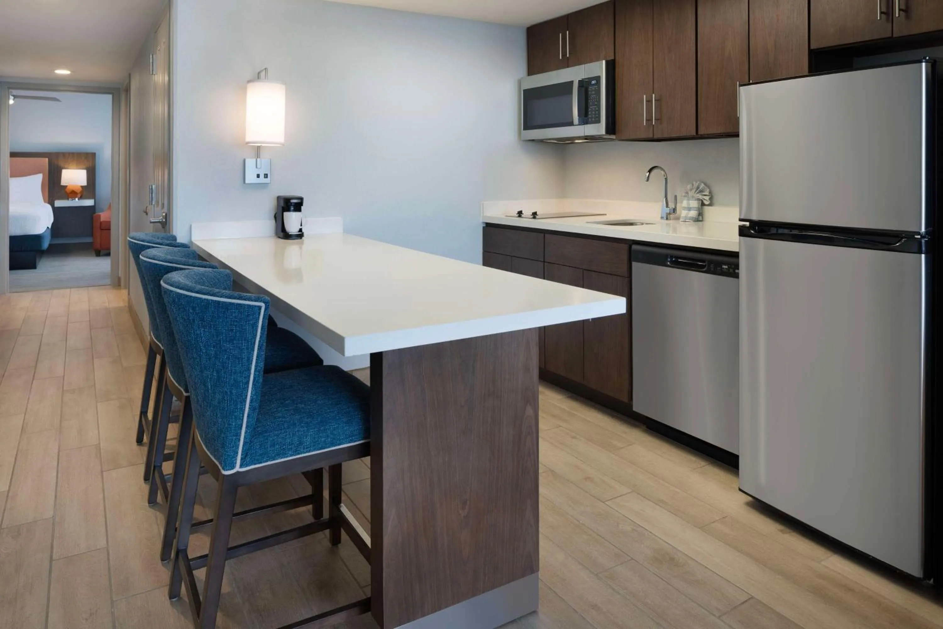 Kitchen or kitchenette in Hampton Inn & Suites Myrtle Beach Oceanfront