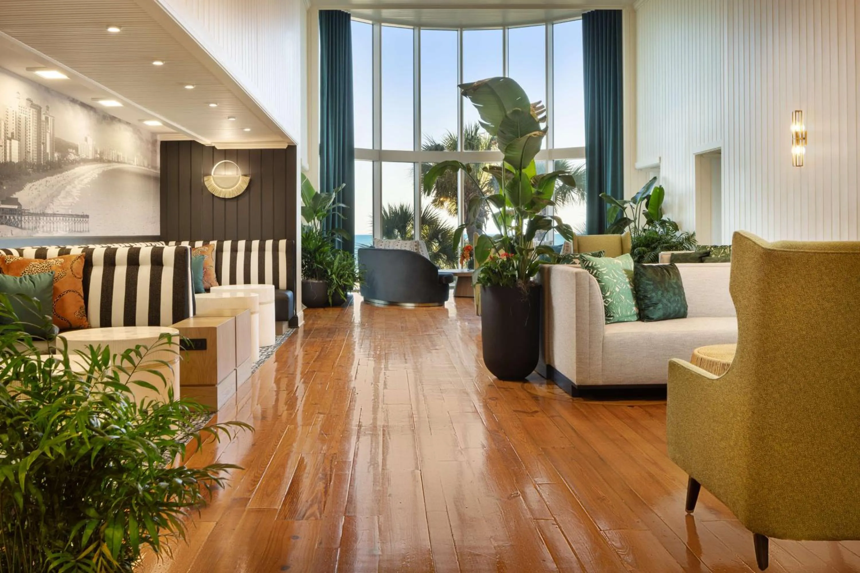 Lobby or reception in Hampton Inn & Suites Myrtle Beach Oceanfront