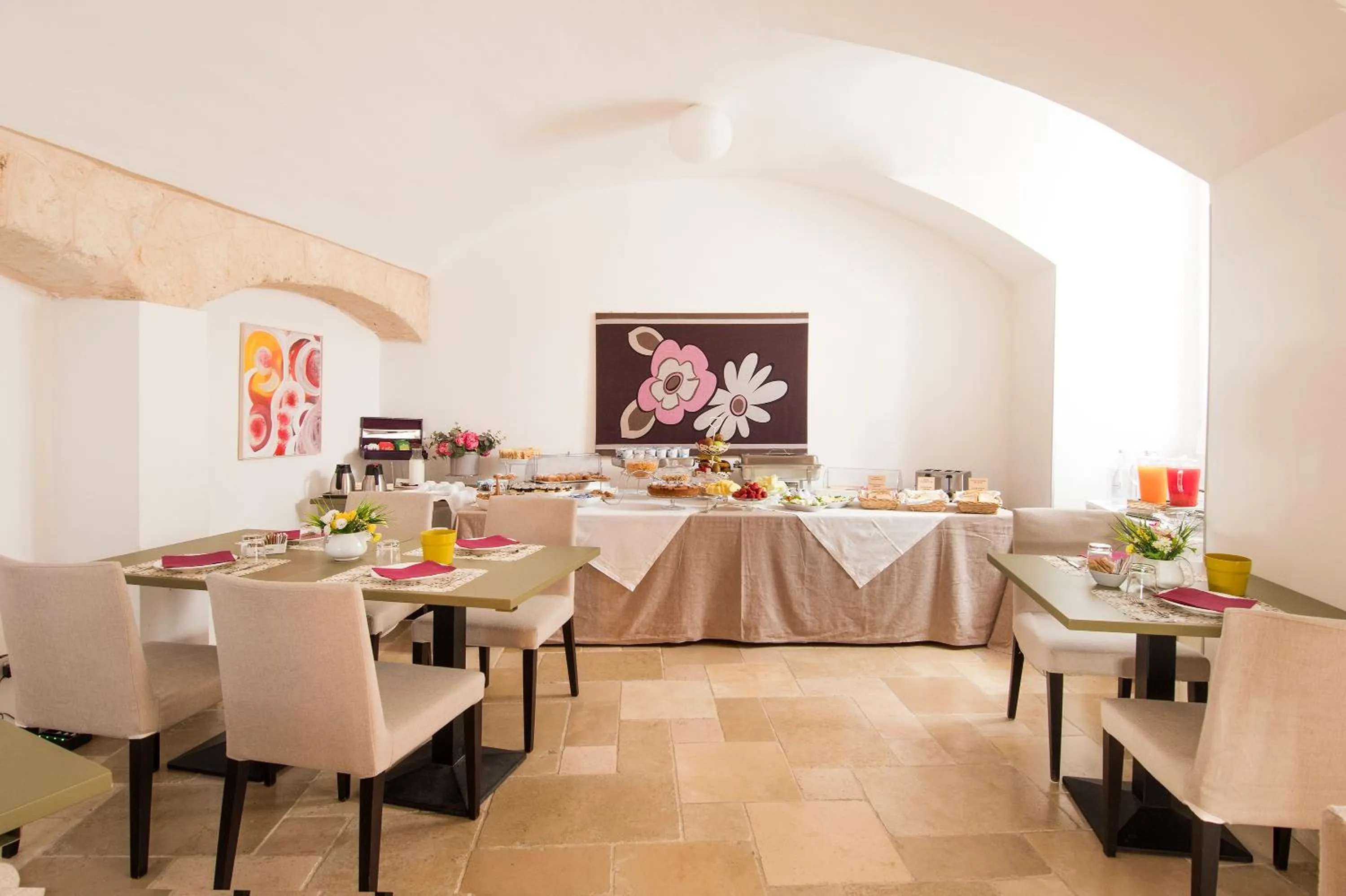 Restaurant/places to eat in Palazzo Indelli