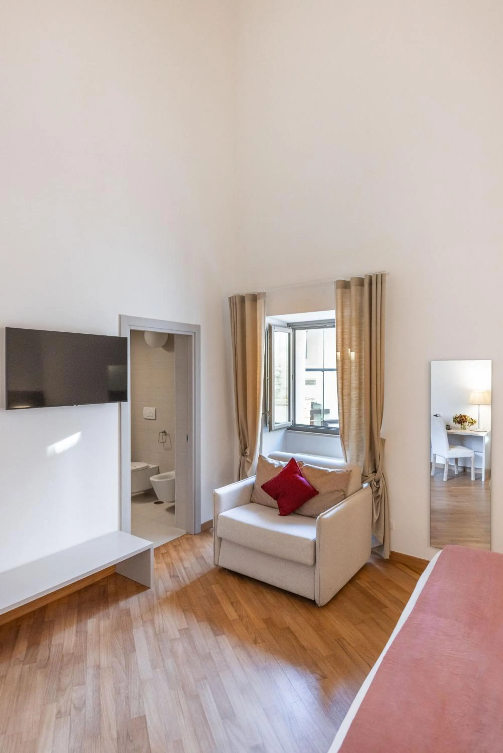 TV and multimedia, Bed in Palazzo Indelli