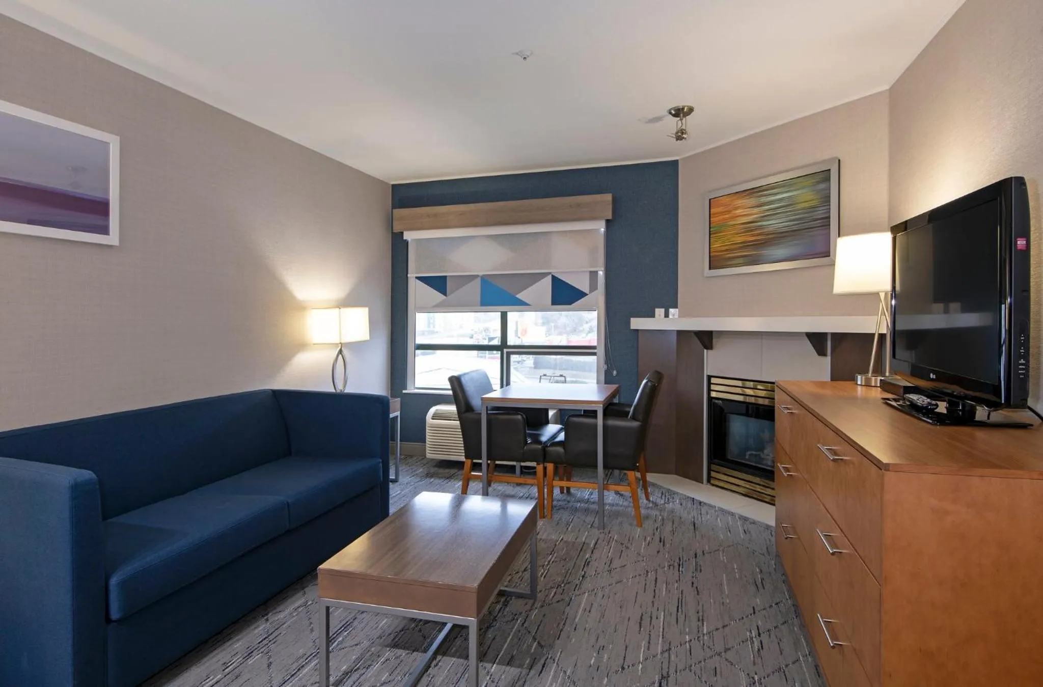 Photo of the whole room in Holiday Inn Express Kamloops by IHG