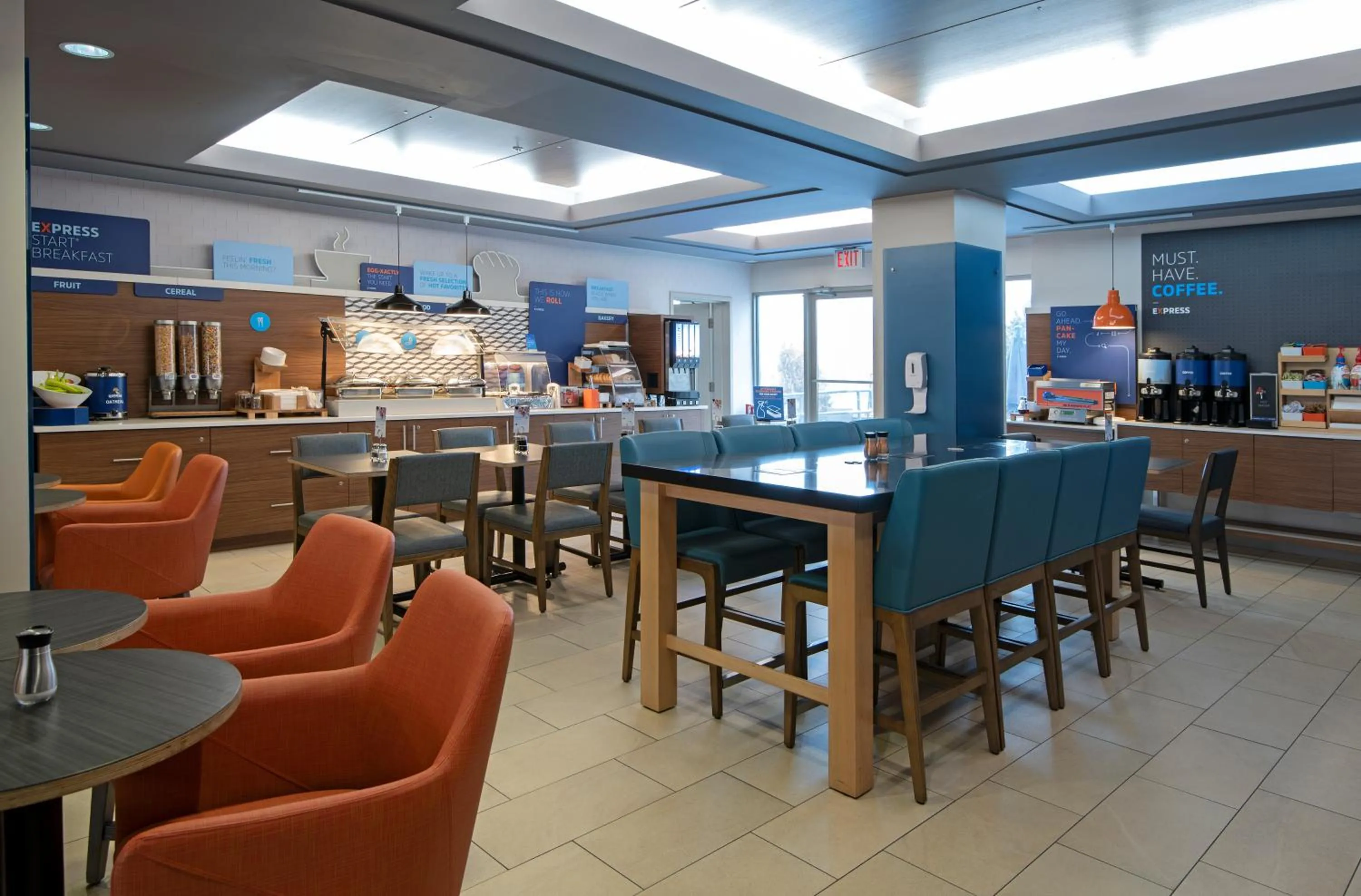 Buffet breakfast in Holiday Inn Express Kamloops by IHG