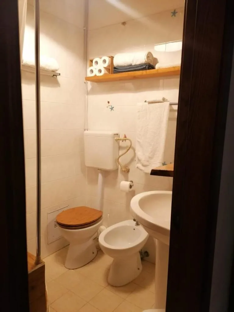 Toilet in B&b Oltre l'Arco