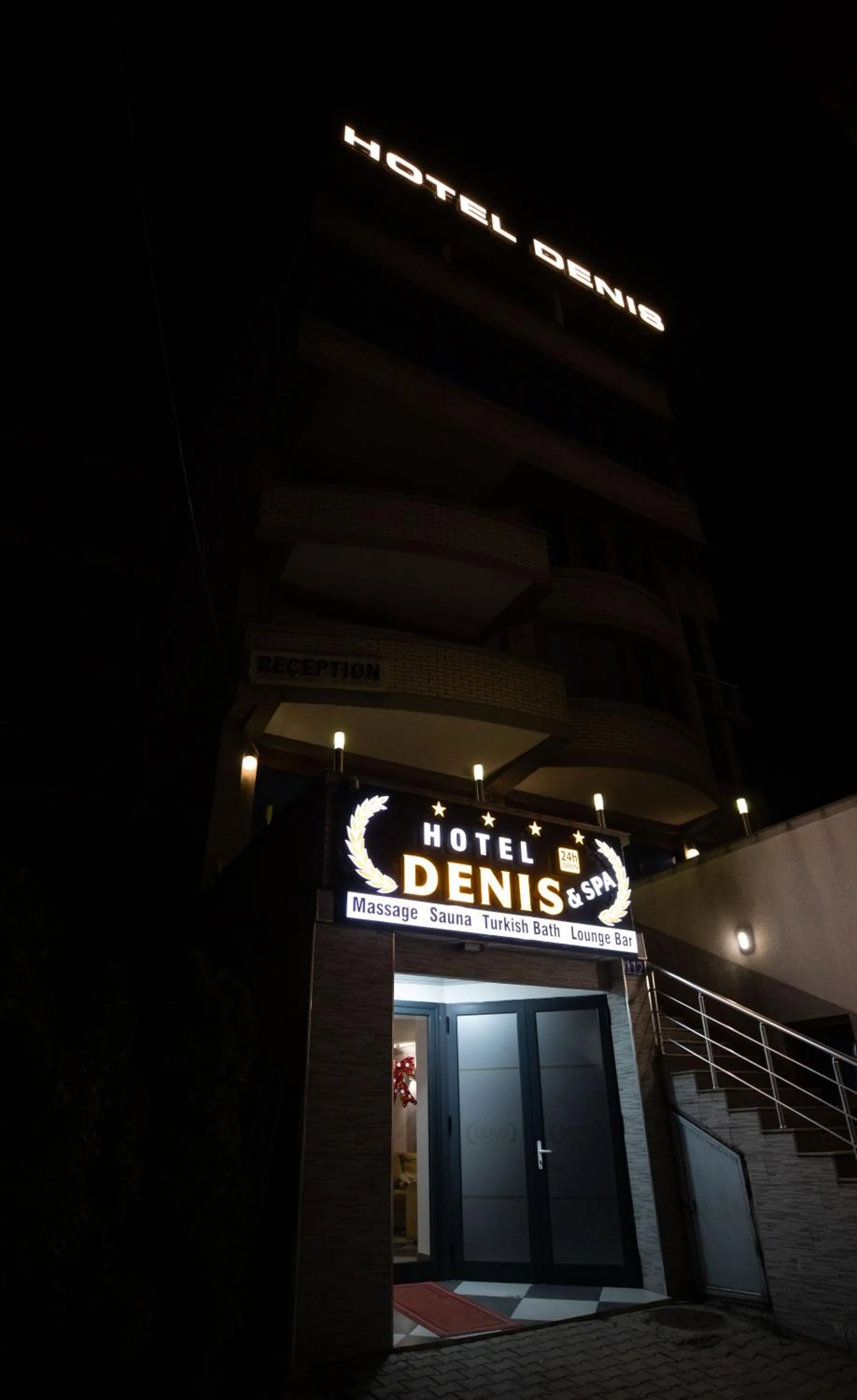 Property building in Hotel Denis