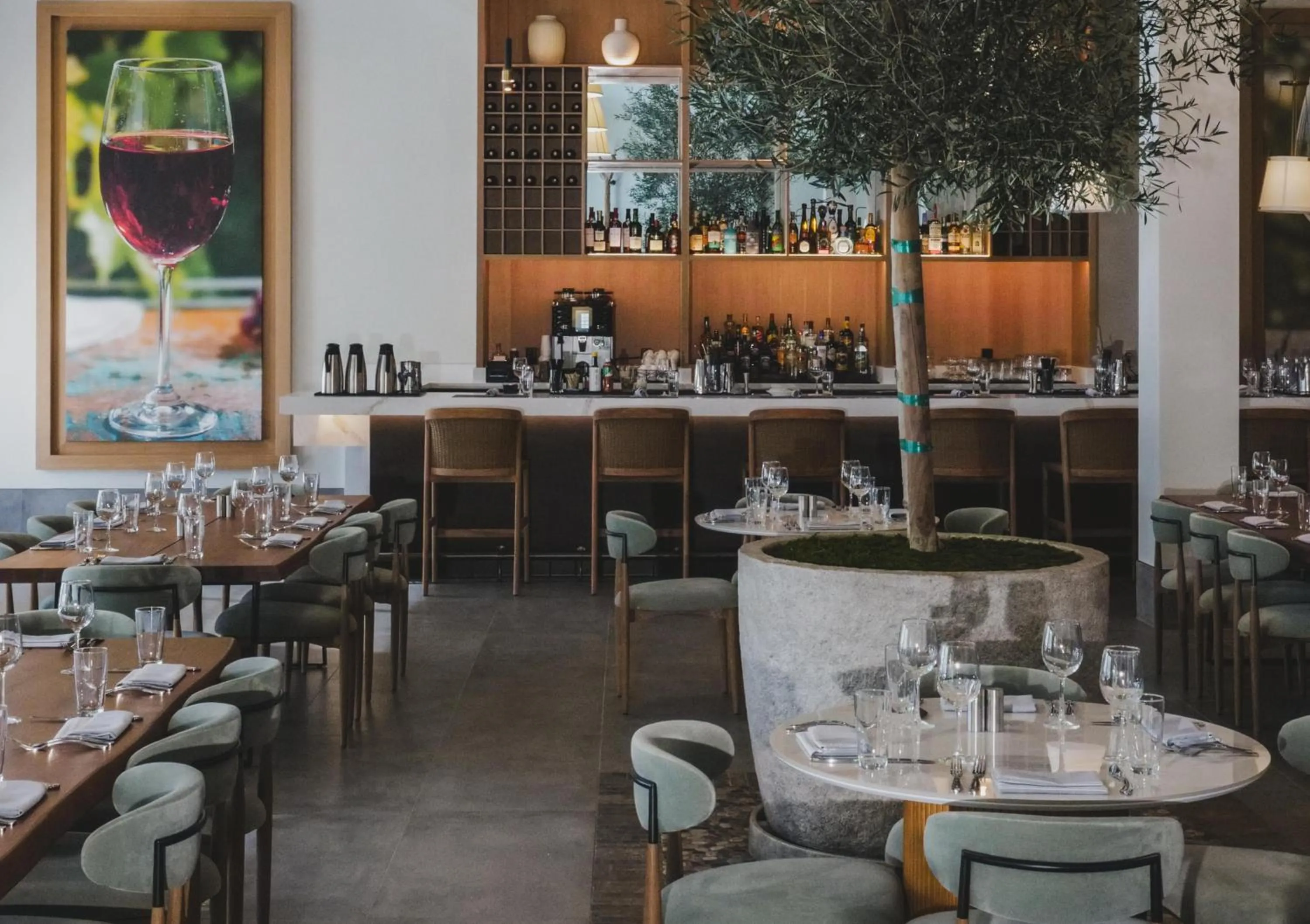 Restaurant/places to eat in Casa Mani Resort Napa Valley, Curio Collection By Hilton