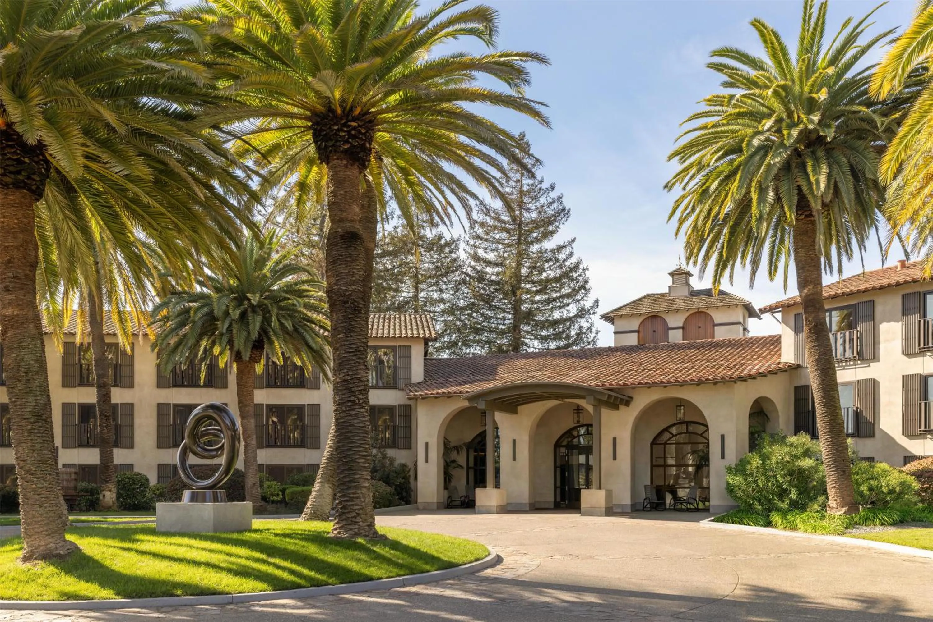 Property building in Casa Mani Resort Napa Valley, Curio Collection By Hilton