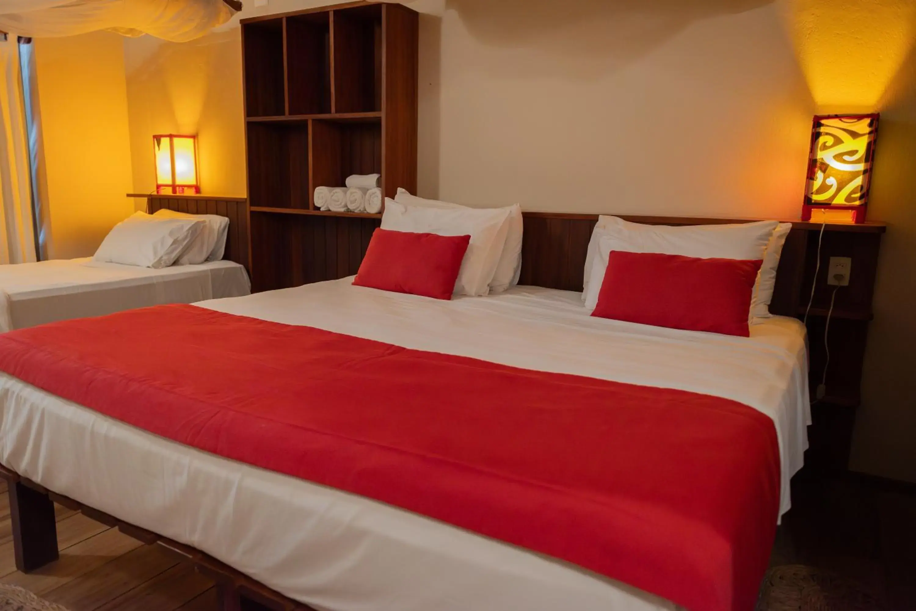 Triple Room in Ventana Hotel Triple Room in Ventana Hotel