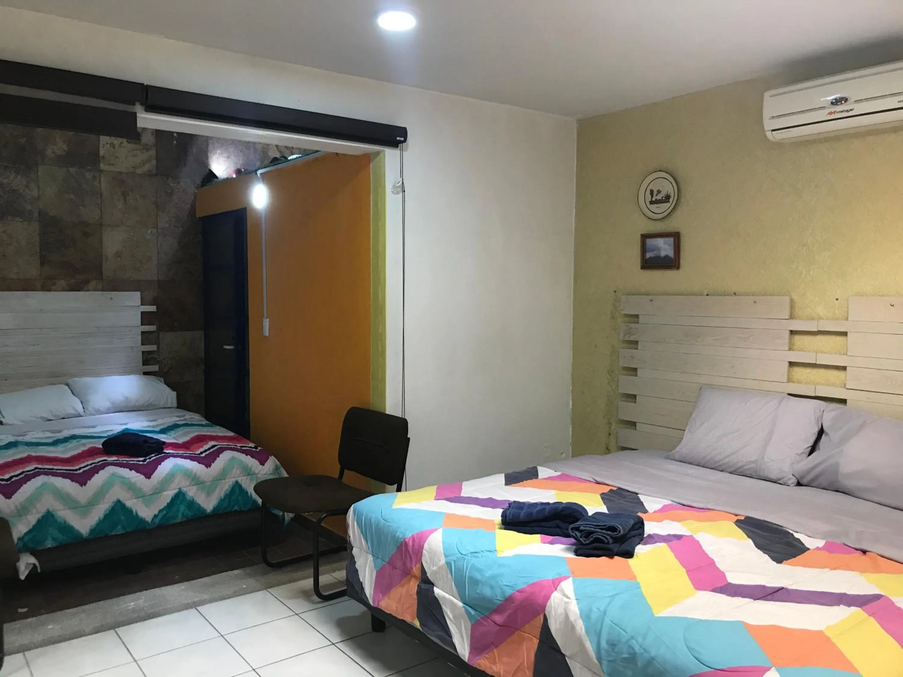 Photo of the whole room, Bed in Casa D Miros familias y Grupos y Empresas Max 20 p