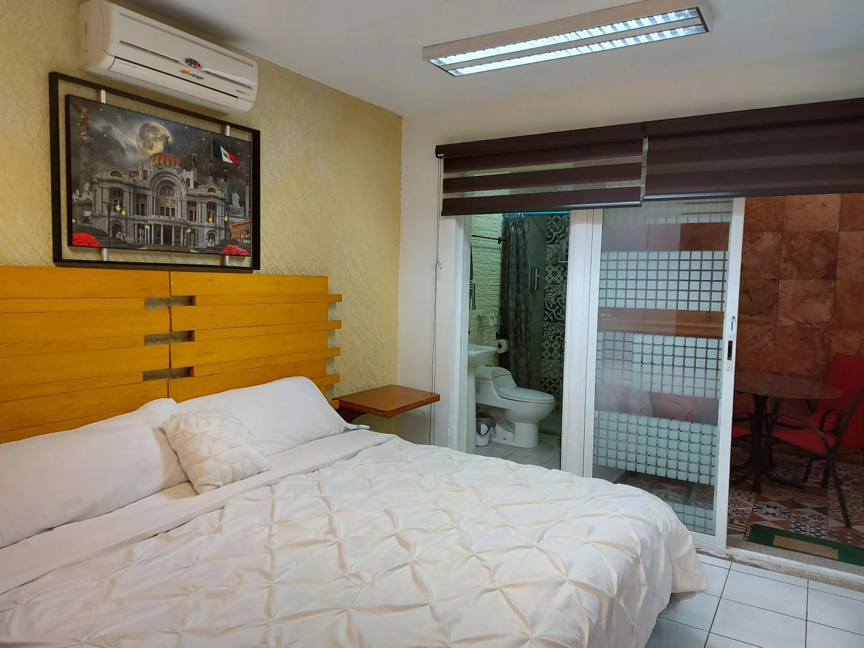 Photo of the whole room, Bed in Casa D Miros familias y Grupos y Empresas Max 20 p