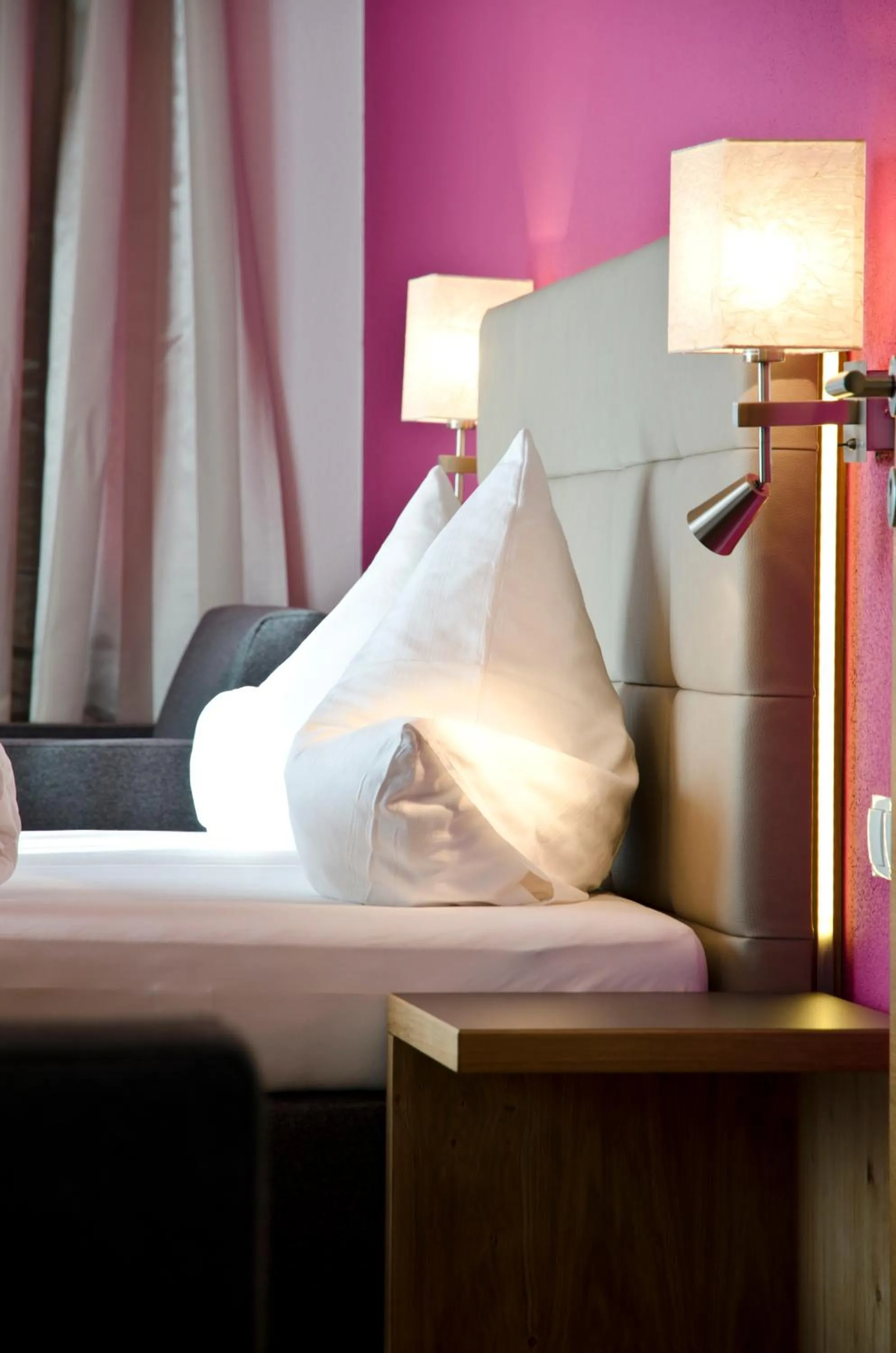 Bed in Hotel Garni Alpenland