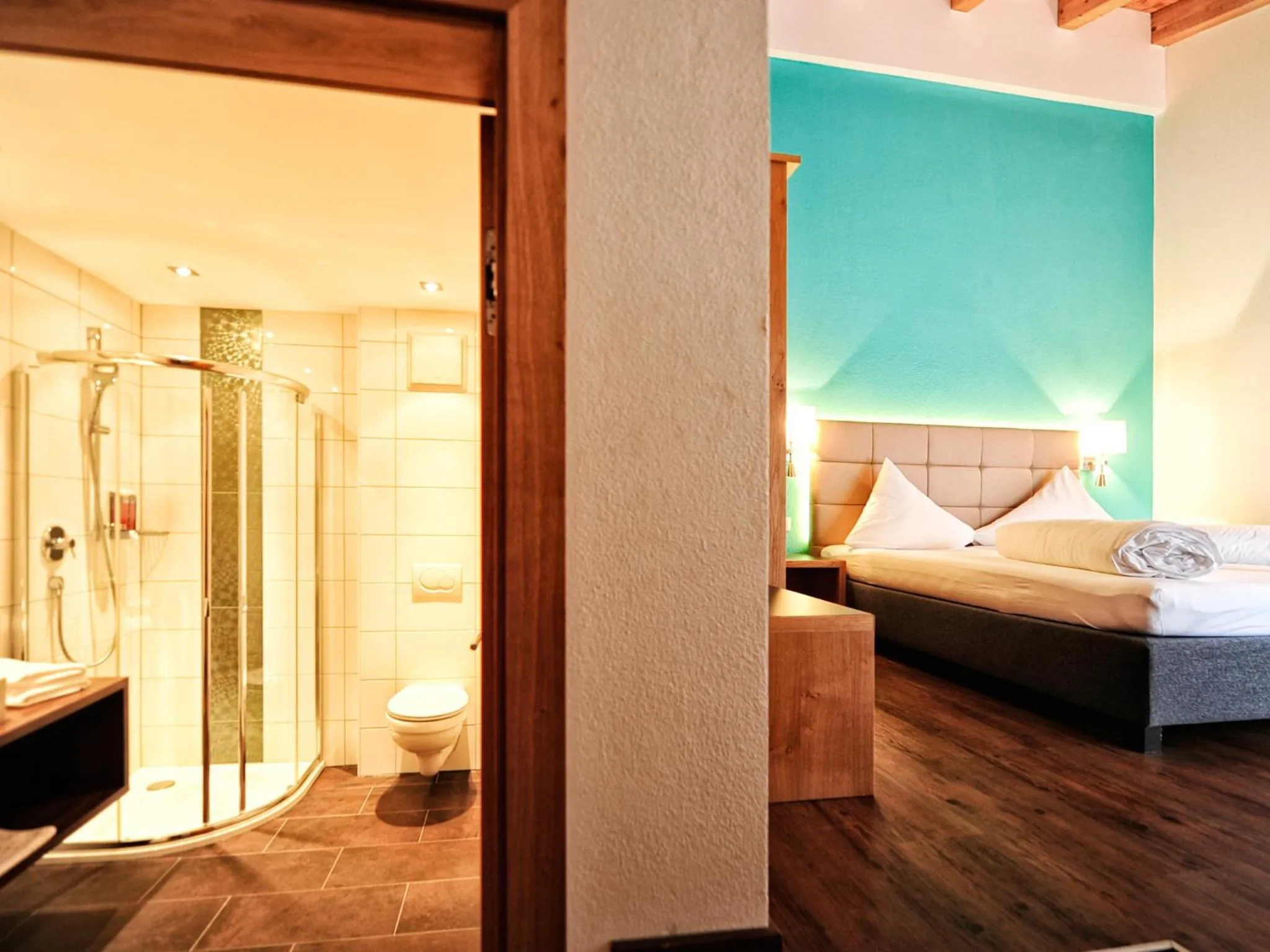 Bedroom in Hotel Garni Alpenland