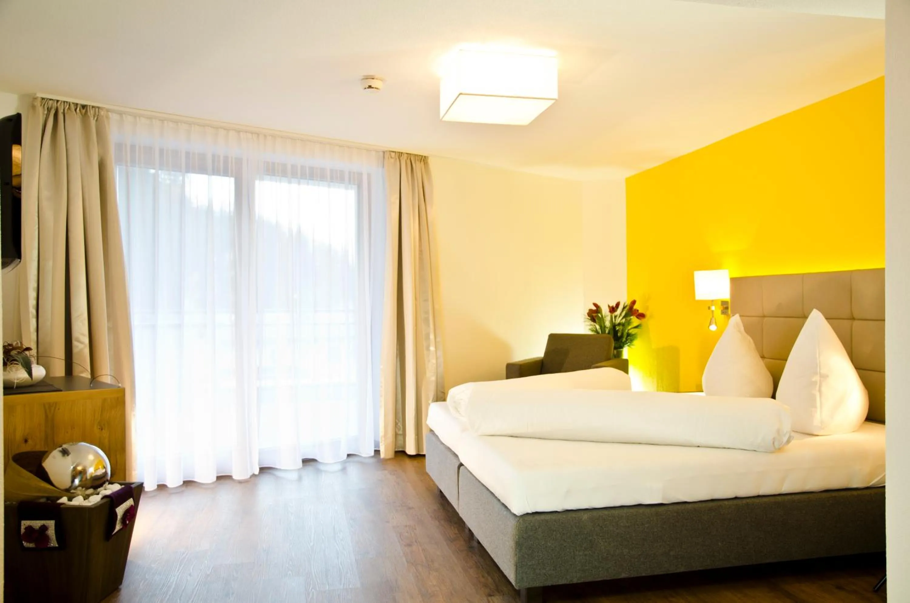 Photo of the whole room in Hotel Garni Alpenland