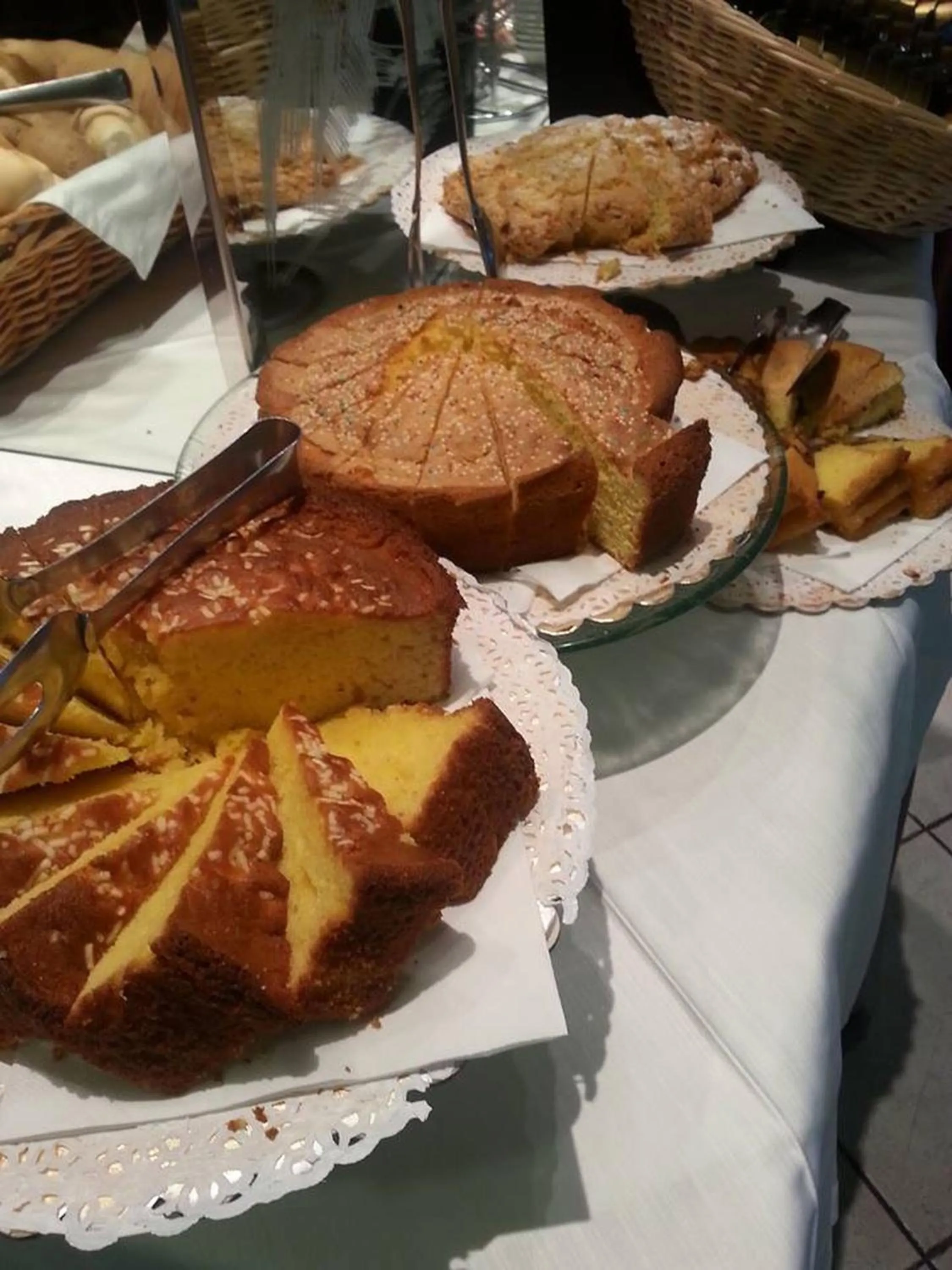 Continental breakfast in Hotel Cadiz