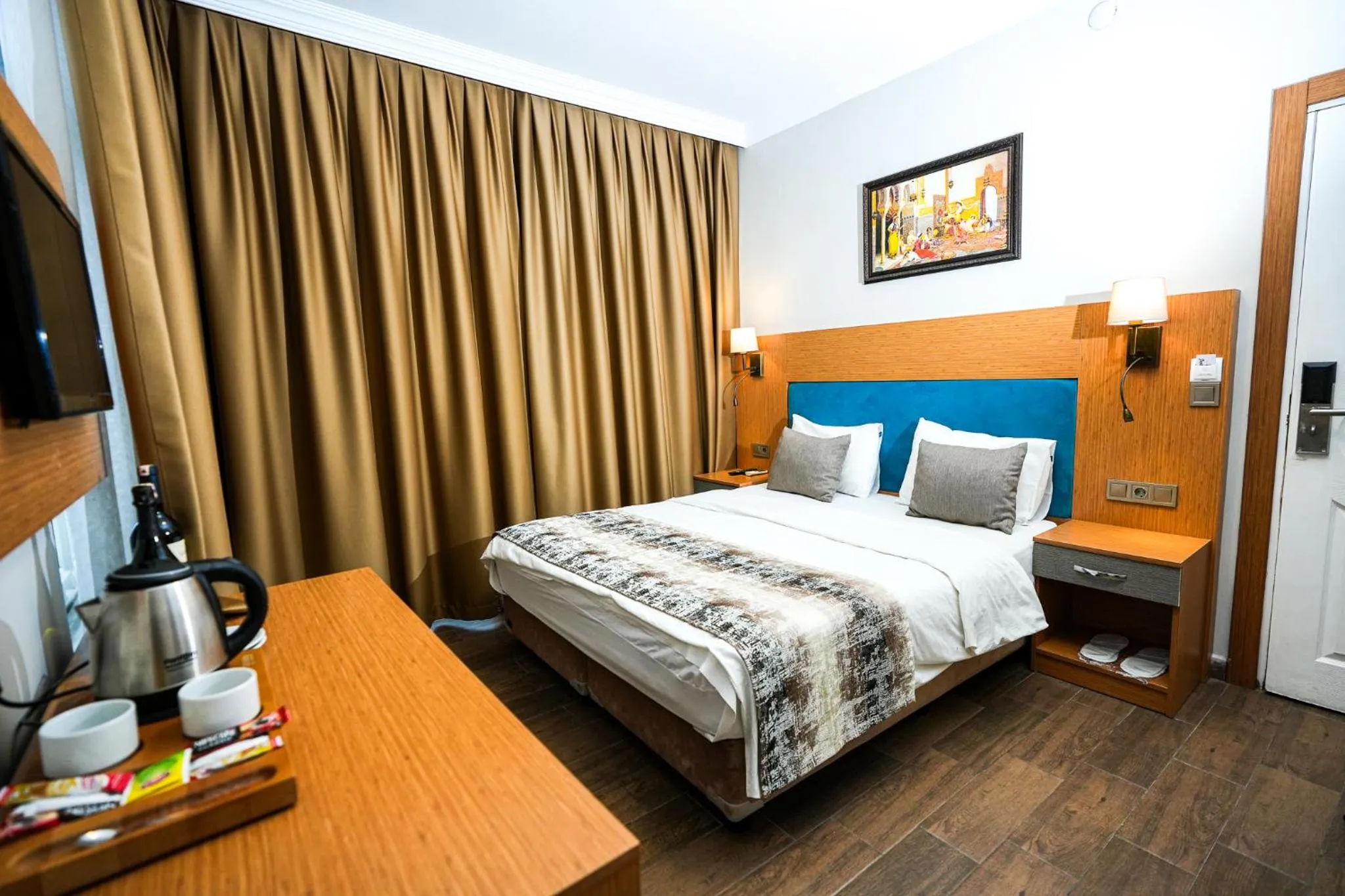 Bed in Seatanbul Hotel