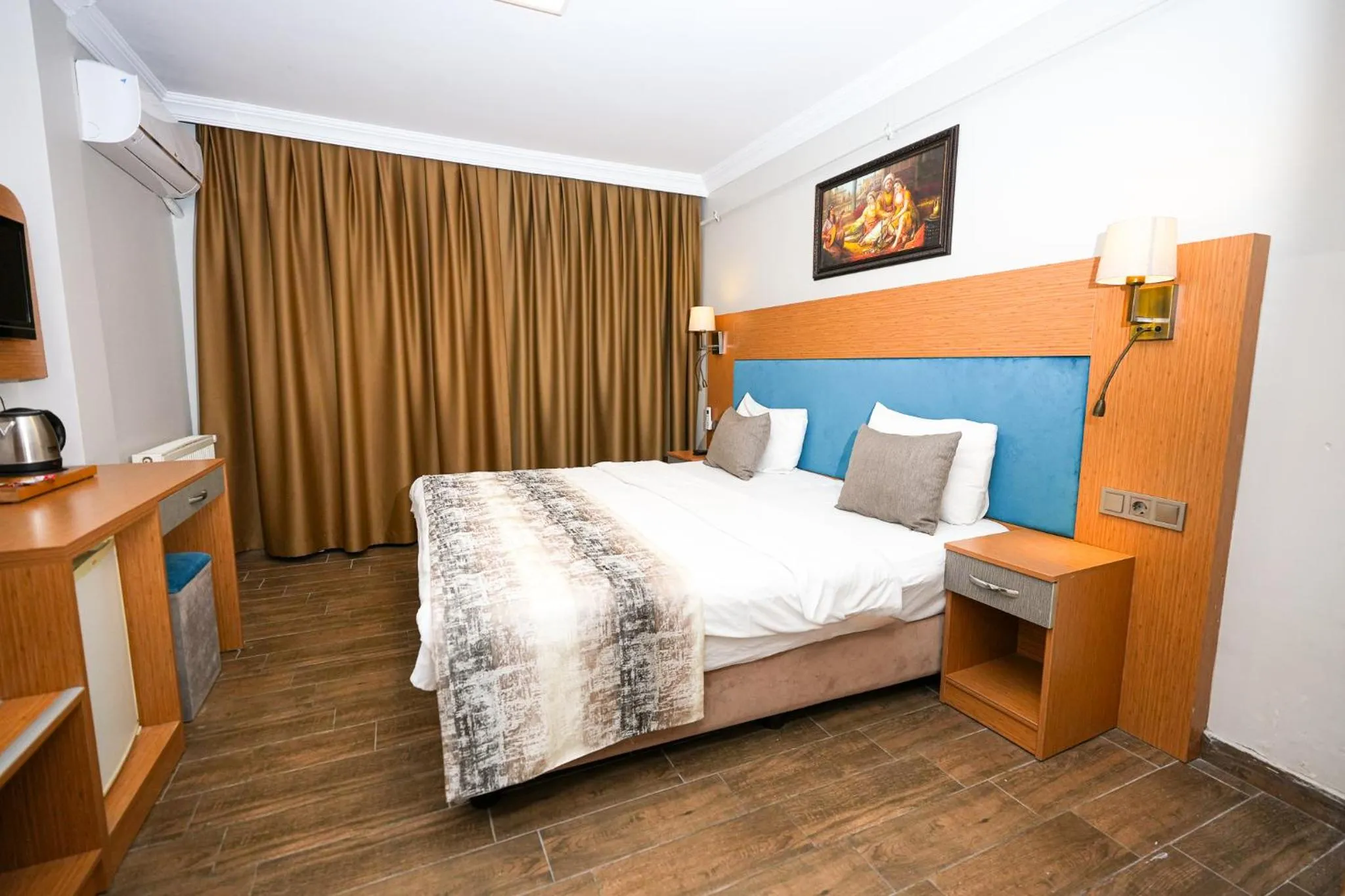 Bed in Seatanbul Hotel