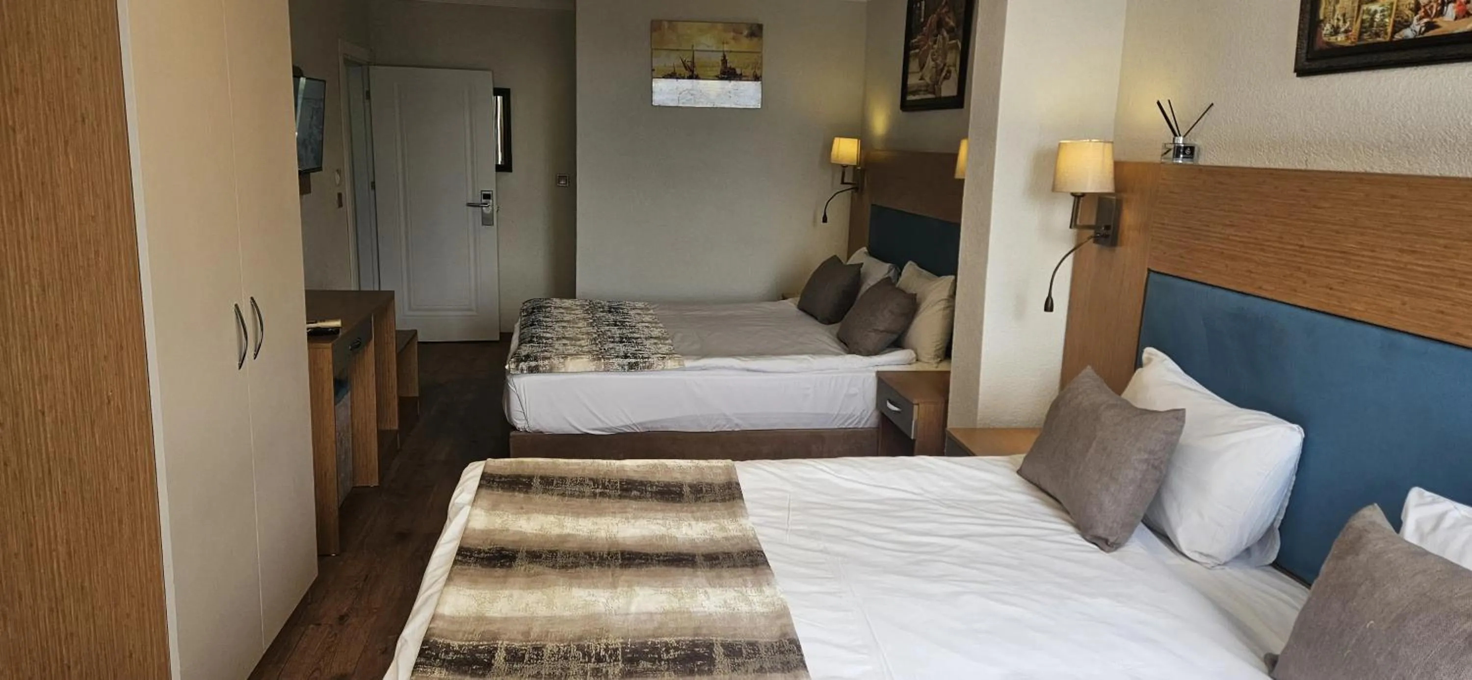 Bed in Seatanbul Hotel