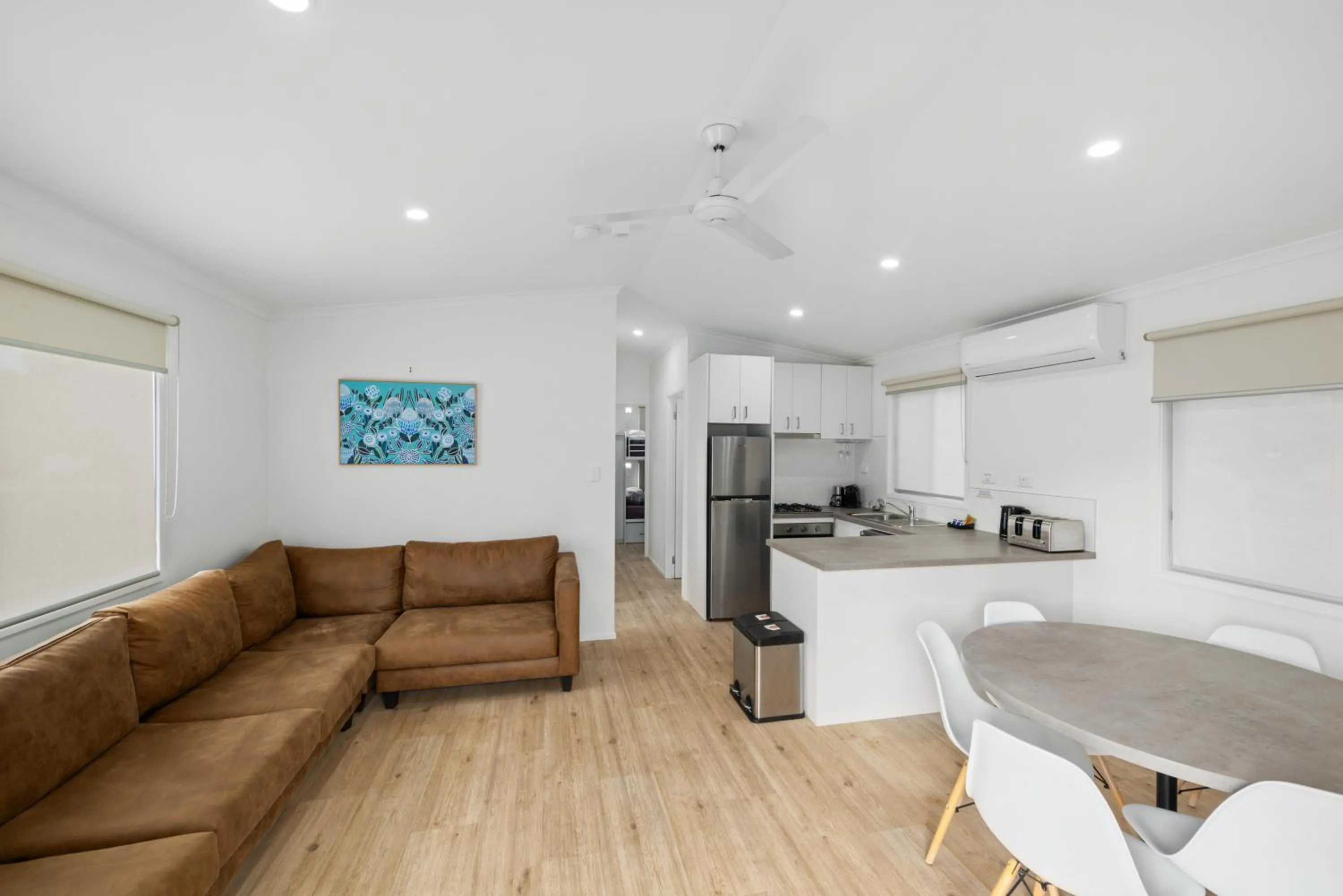 Kitchen or kitchenette in BIG4 Ingenia Holidays Wagga Wagga