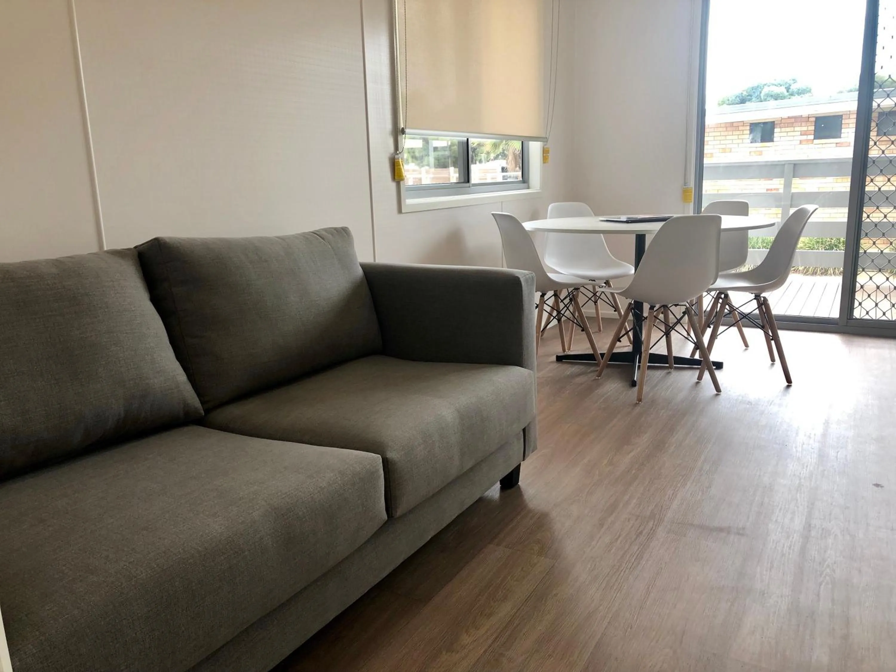 Deluxe Cabin (2BR) – 5B in BIG4 Ingenia Holidays Wagga Wagga