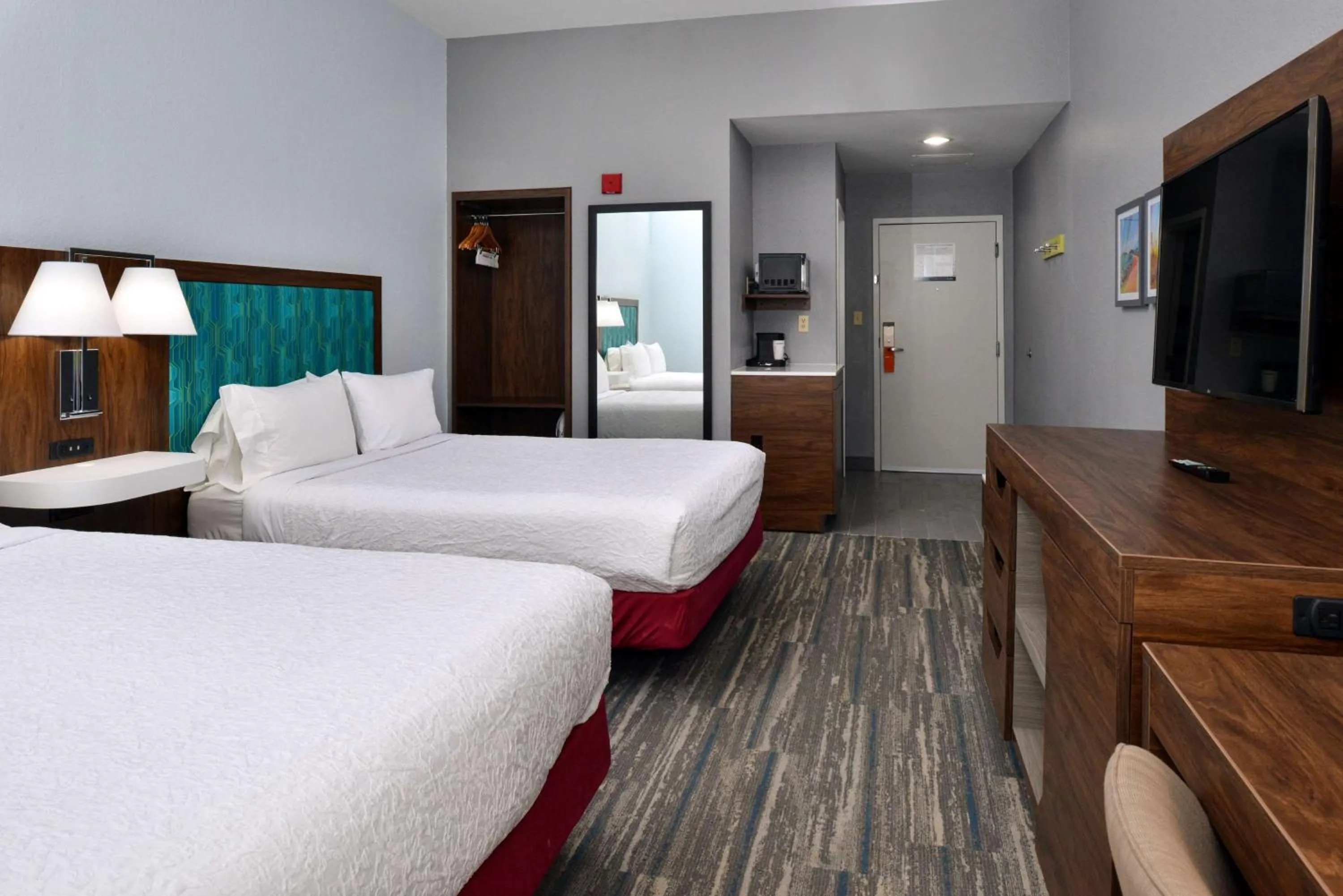 Bed in Hampton Inn by Hilton Panama City Beach