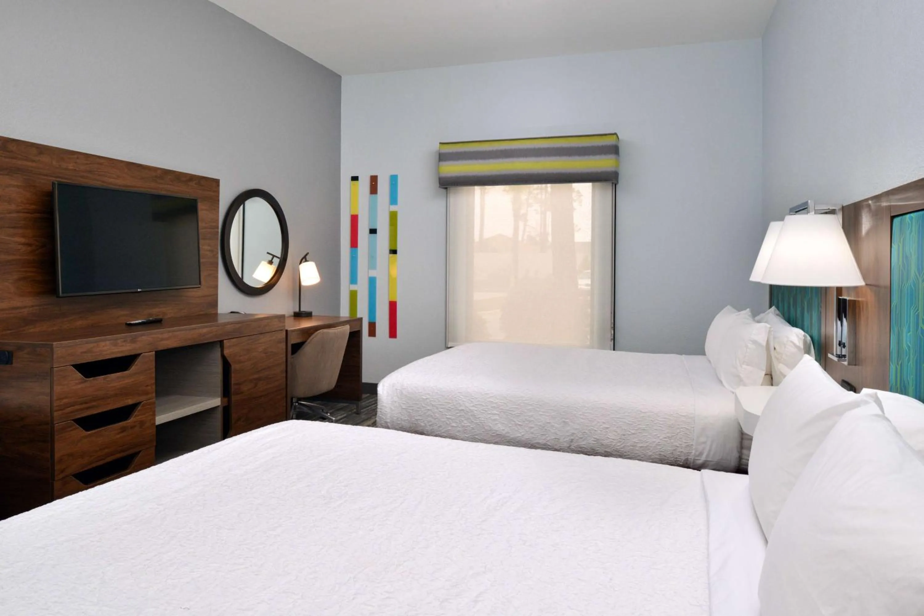 Bedroom, Bed in Hampton Inn by Hilton Panama City Beach