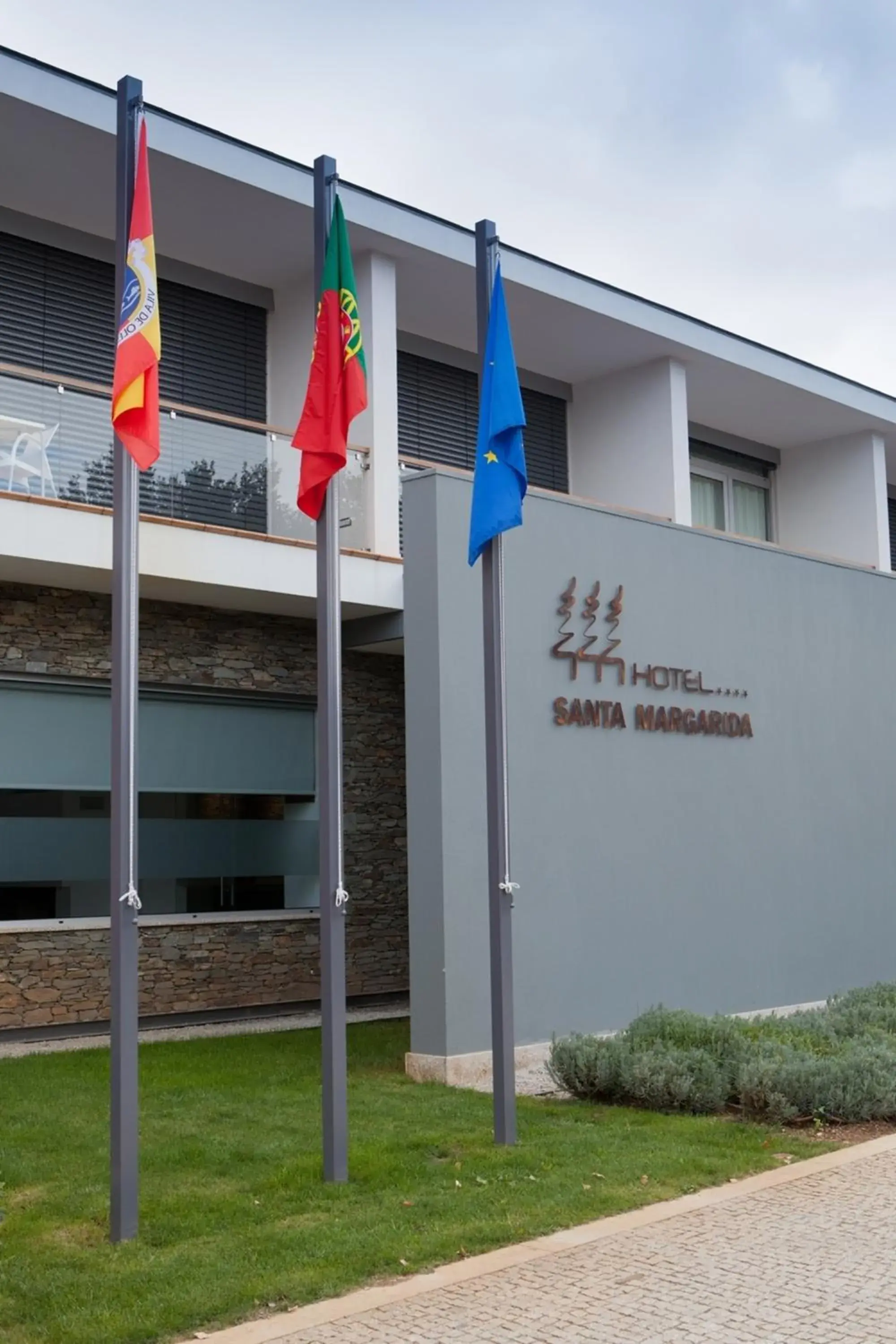 Facade/entrance in Hotel Santa Margarida Facade/entrance in Hotel Santa Margarida