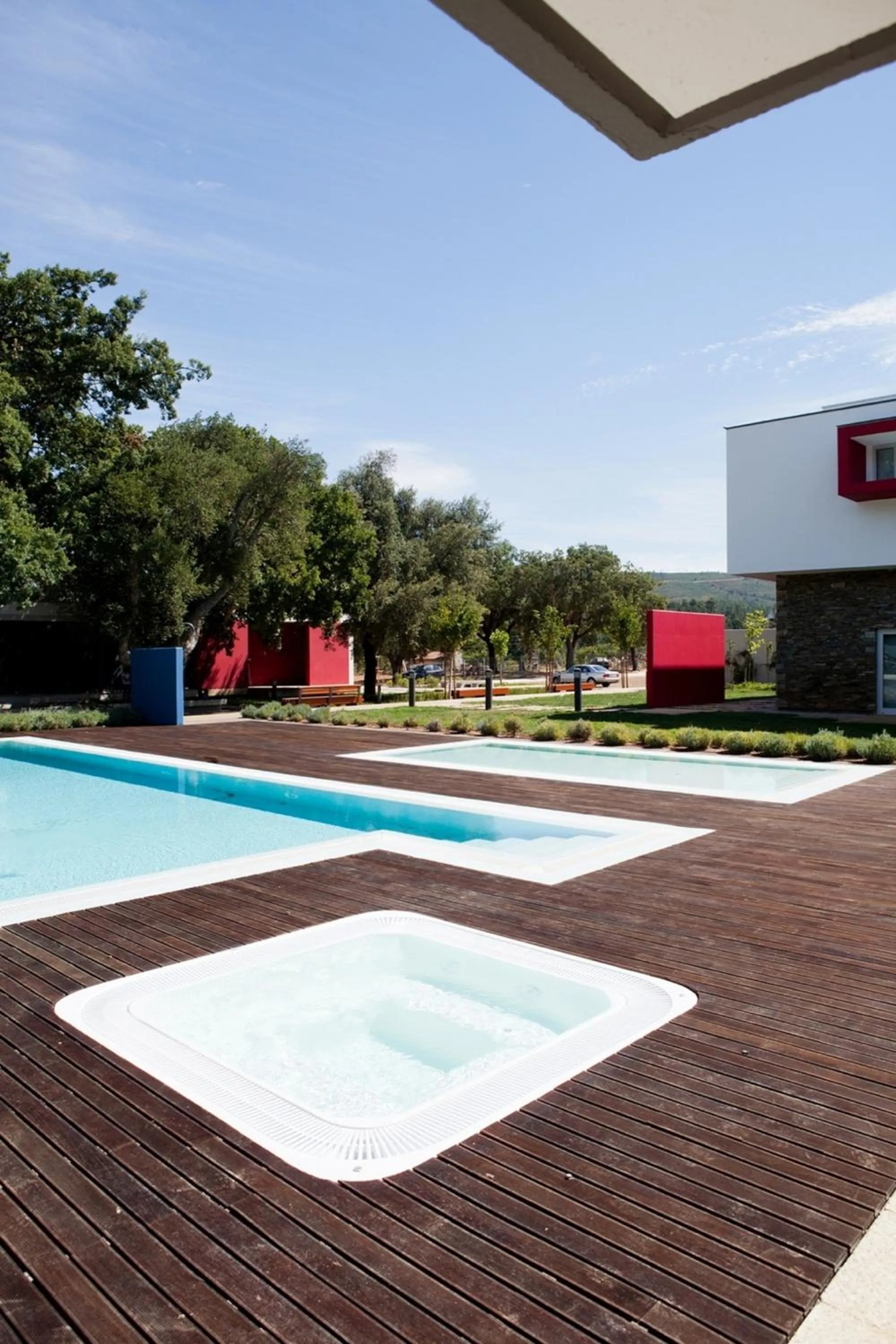 Swimming pool in Hotel Santa Margarida