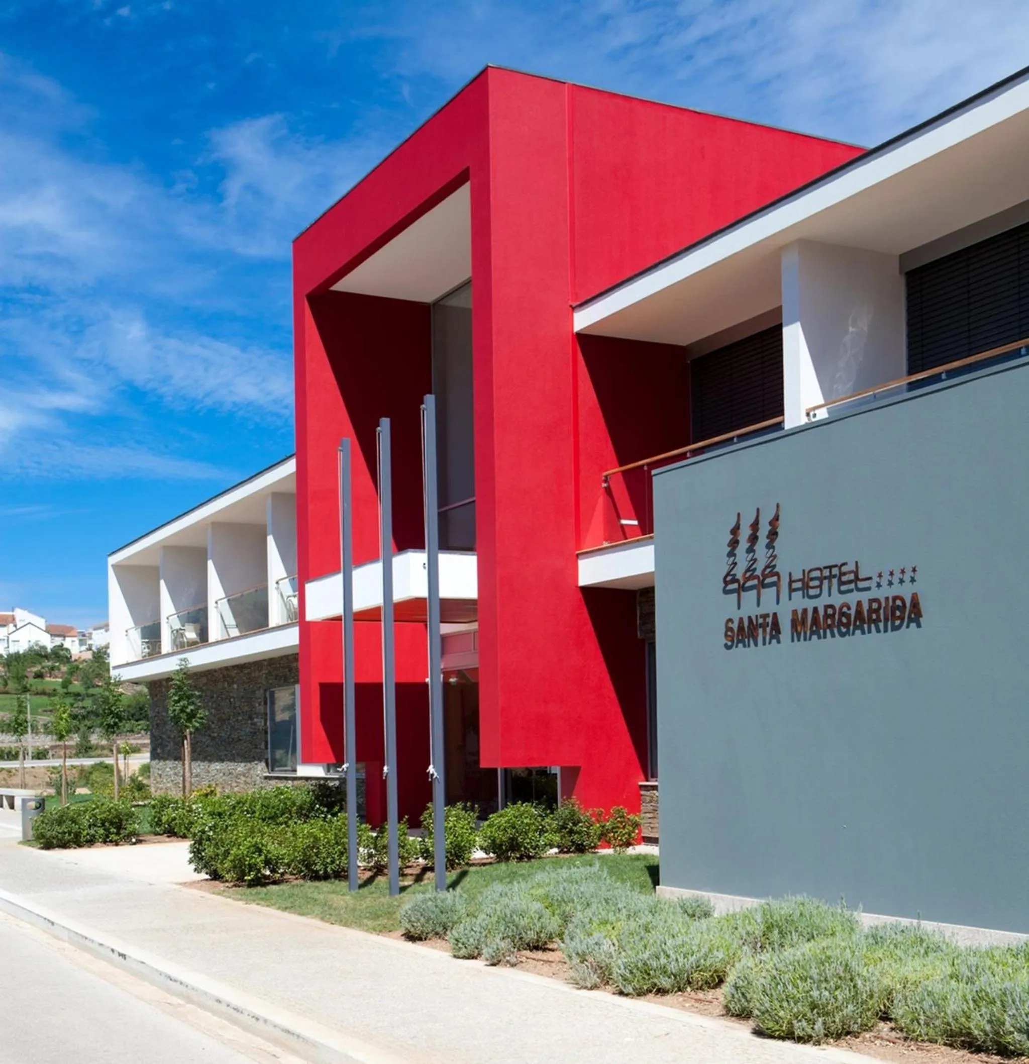 Facade/entrance in Hotel Santa Margarida