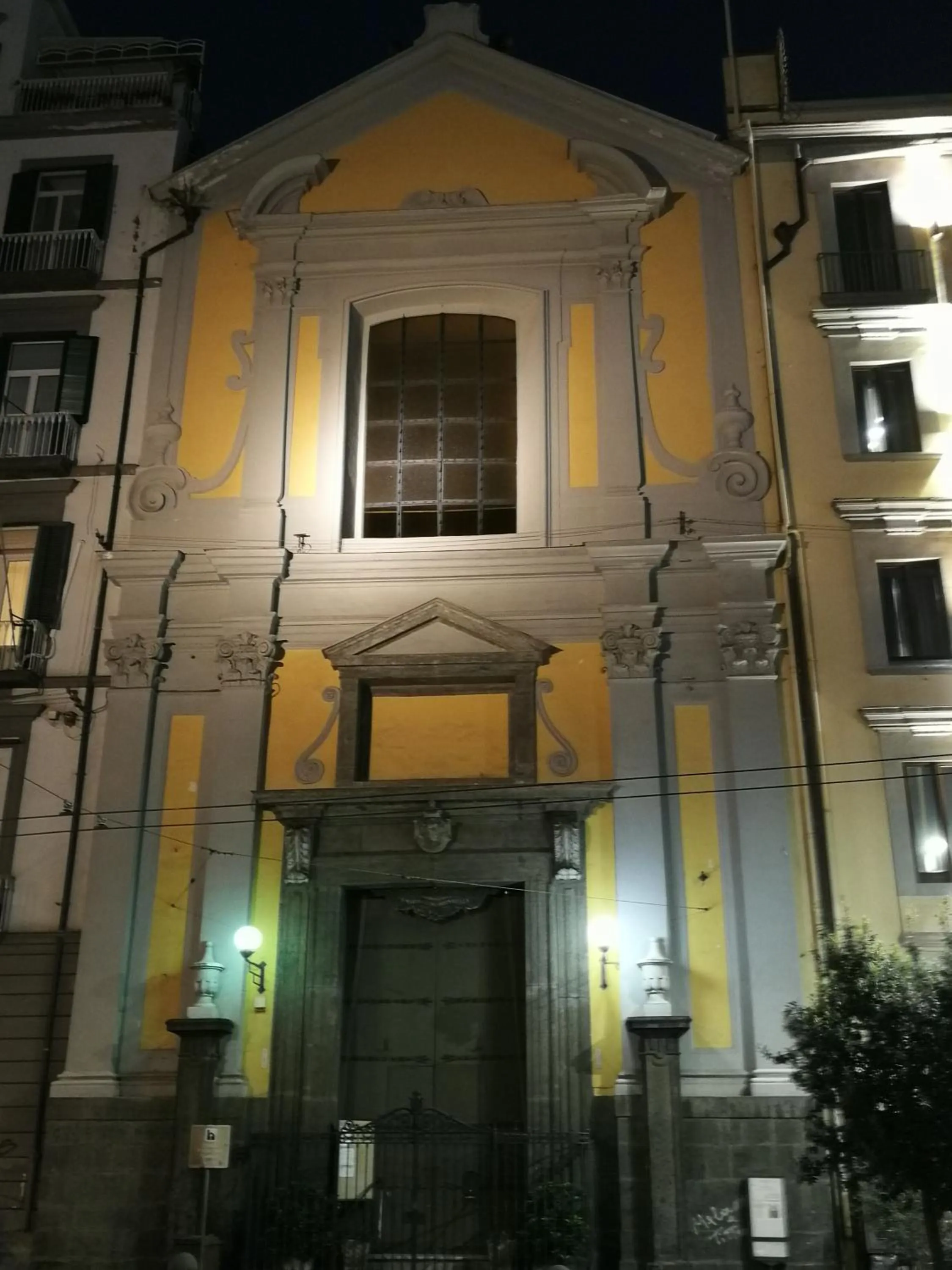 Nearby landmark in iBed Napoli B&B