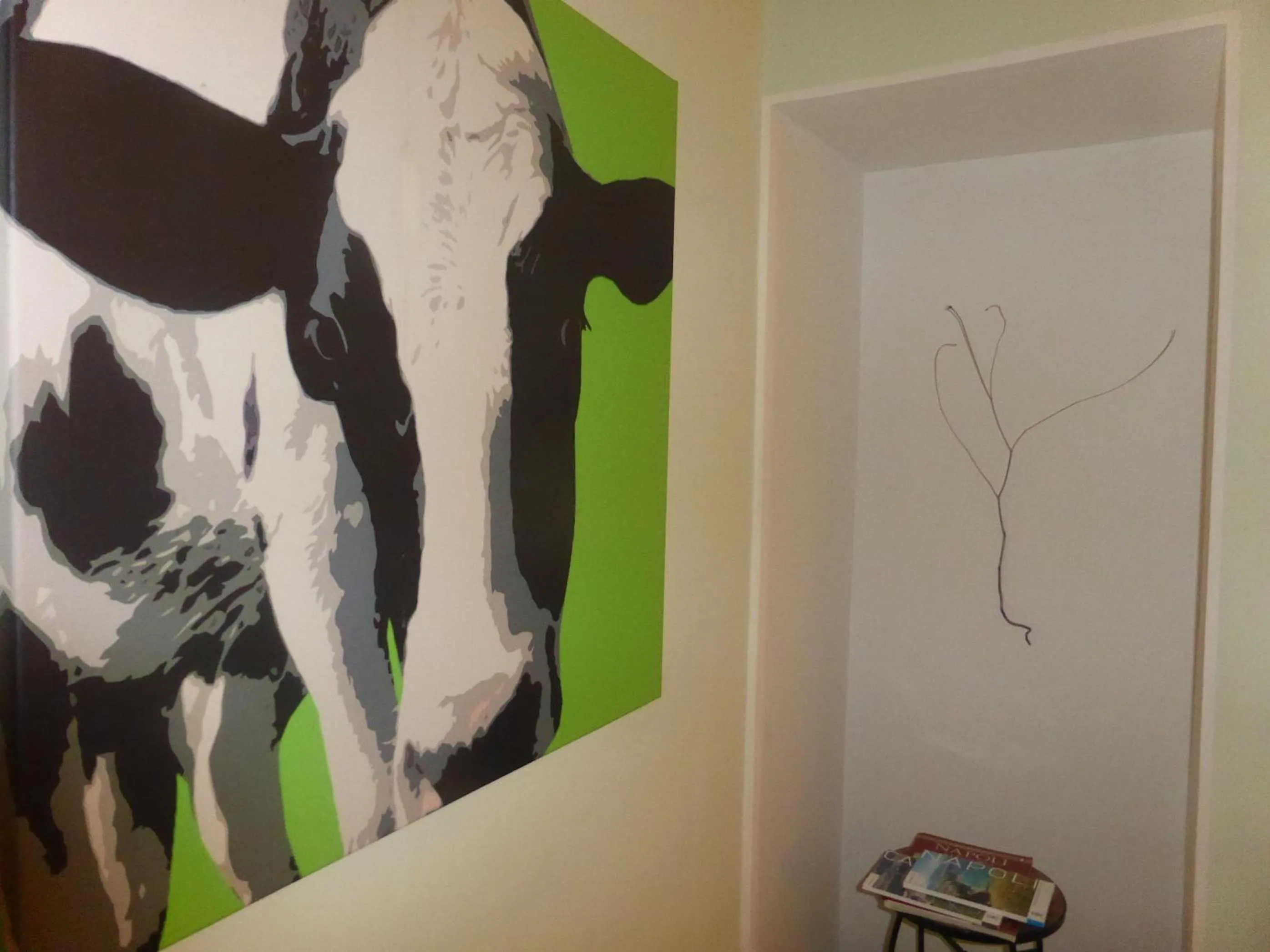 Decorative detail in iBed Napoli B&B