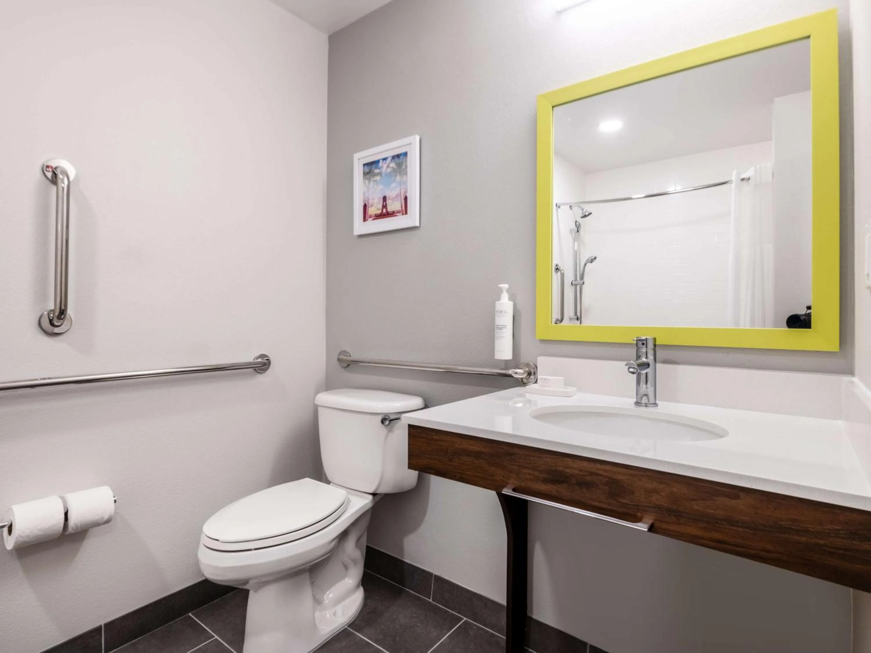 Bathroom in Hampton Inn West Palm Beach-Florida Turnpike