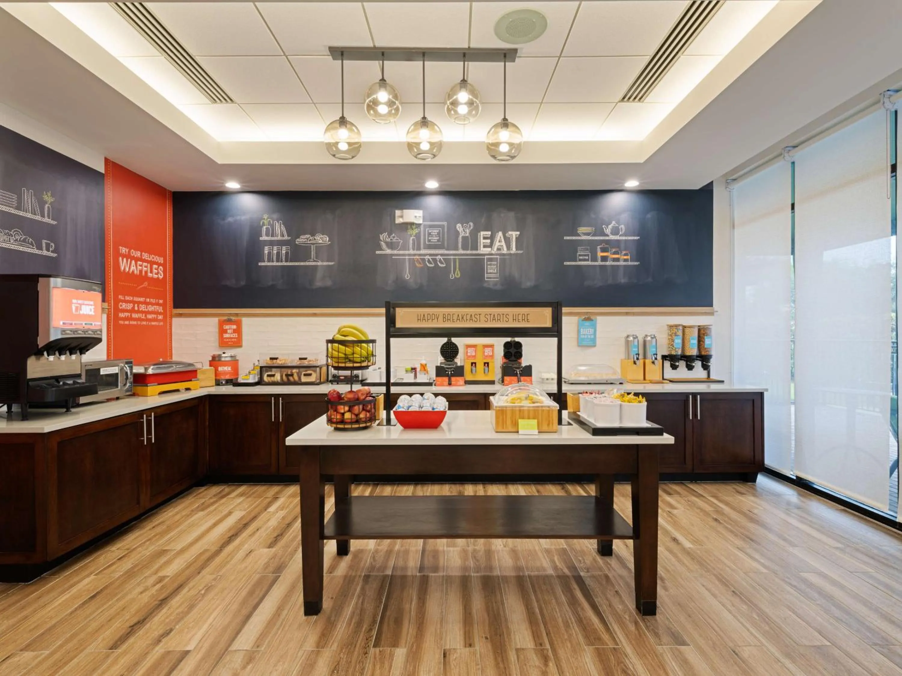 Breakfast in Hampton Inn West Palm Beach-Florida Turnpike