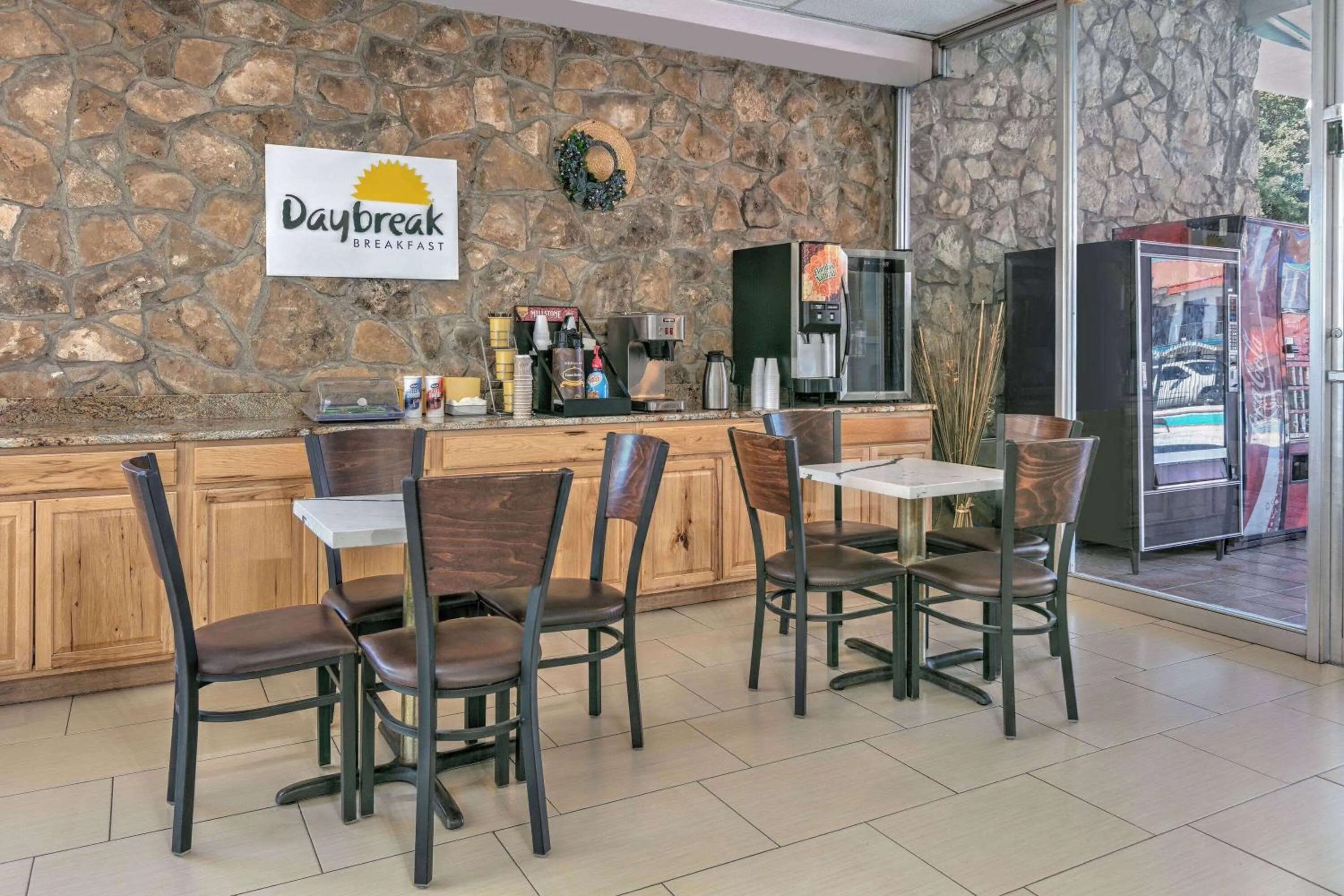 Breakfast in Days Inn by Wyndham South Fort Worth