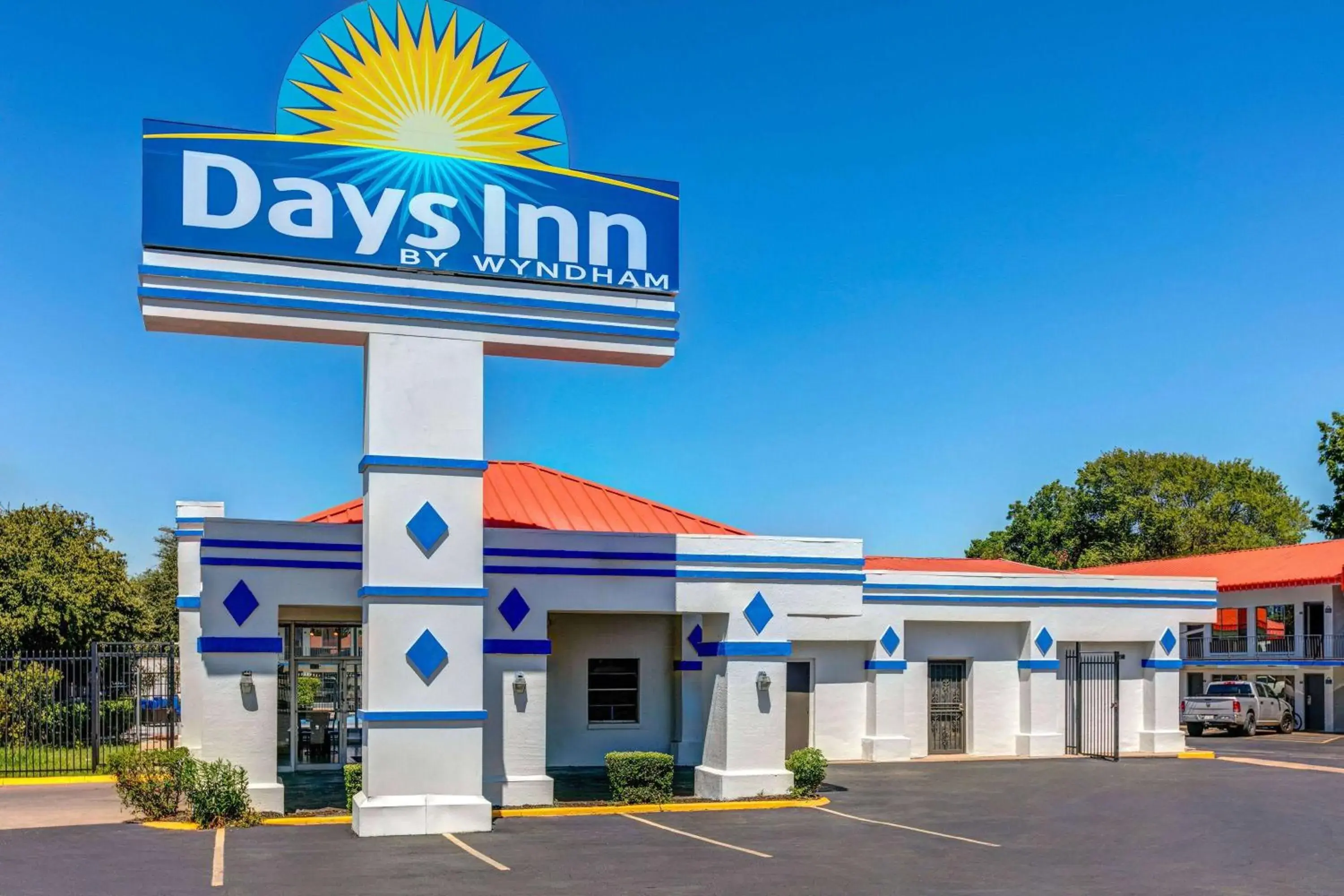 Days Inn by Wyndham South Fort Worth Days Inn by Wyndham South Fort Worth