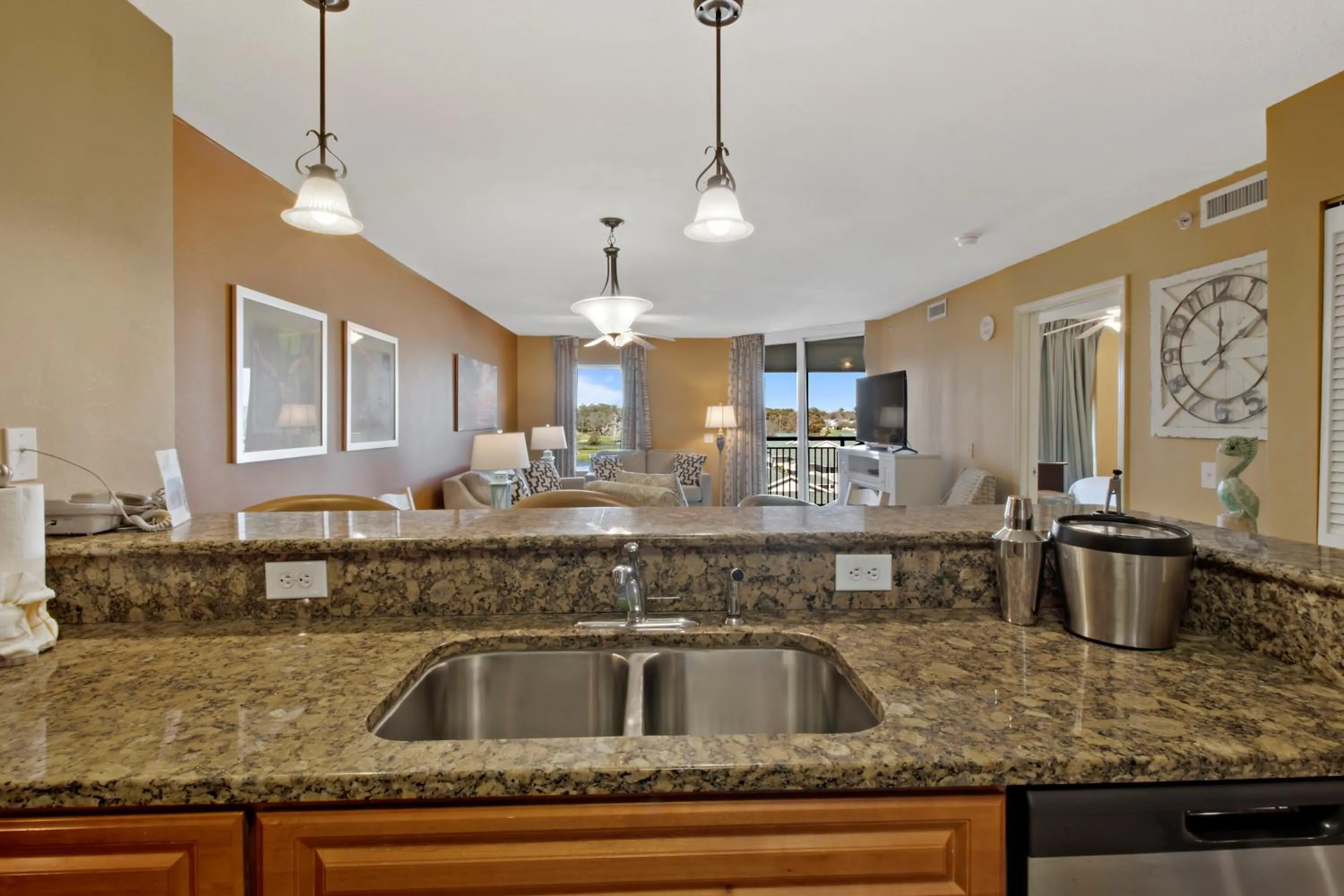 Kitchen or kitchenette in Tilghman Beach and Golf Resort
