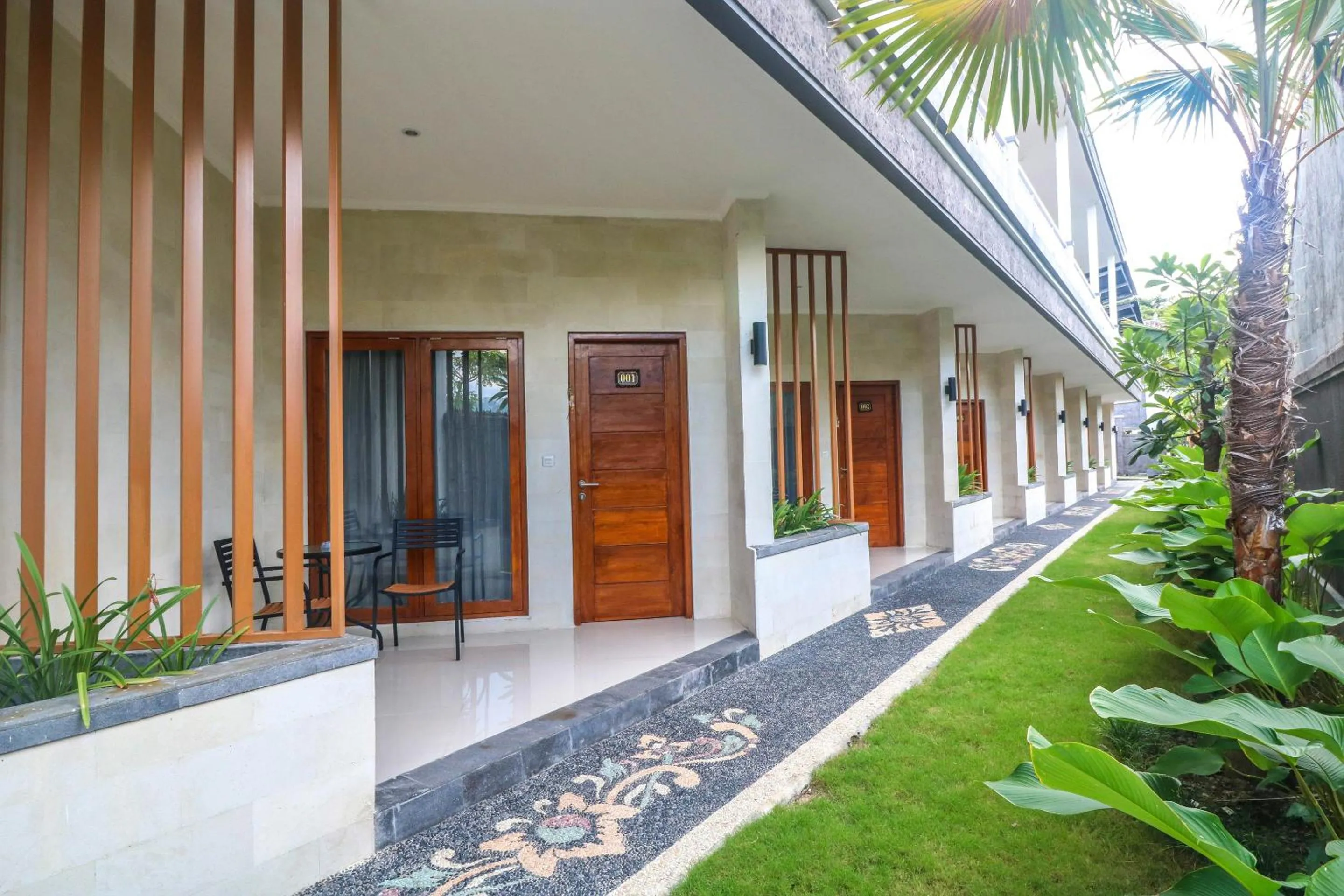 Patio in De Loran Hotel