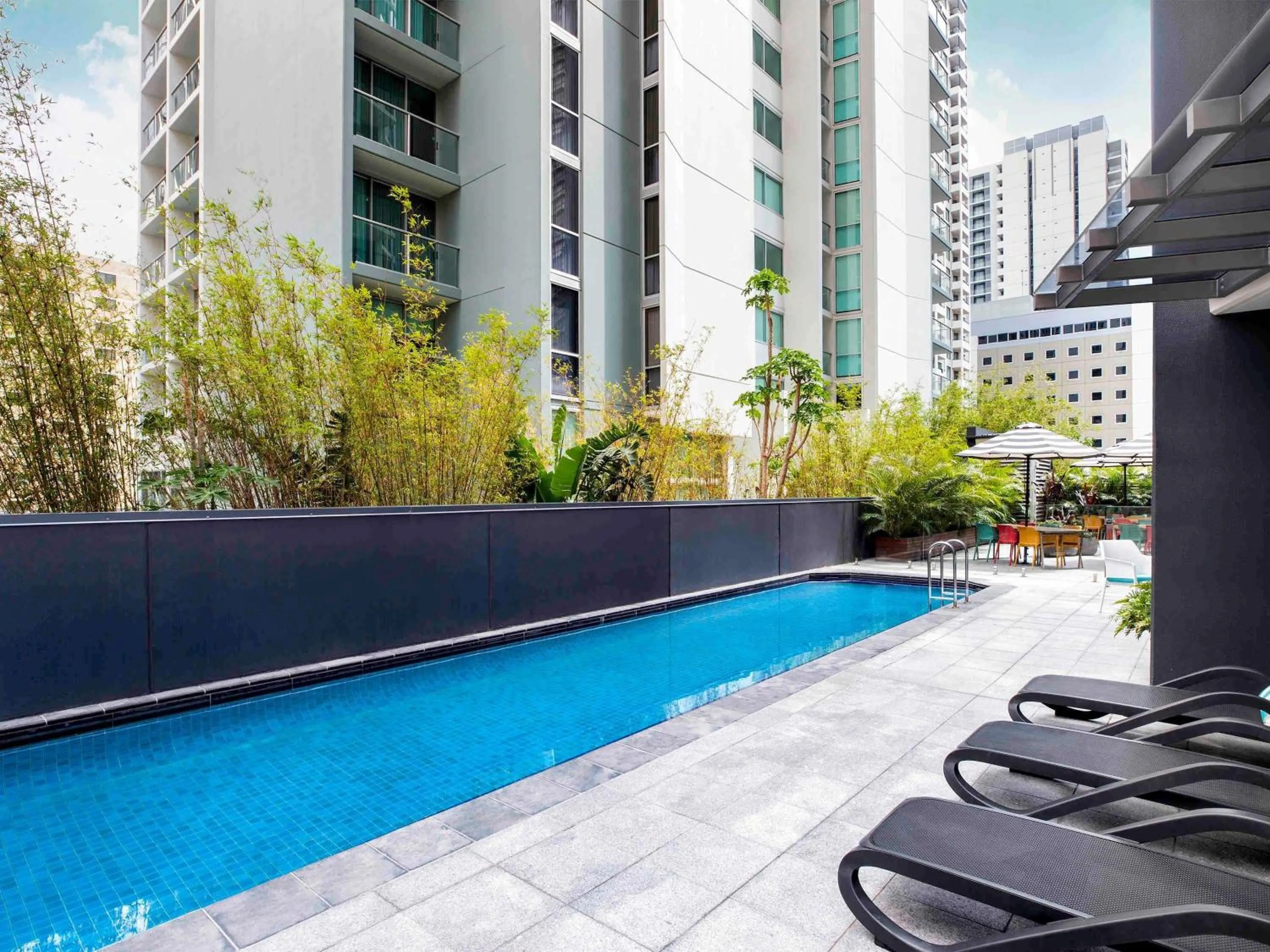 Property building in Mantra on Mary