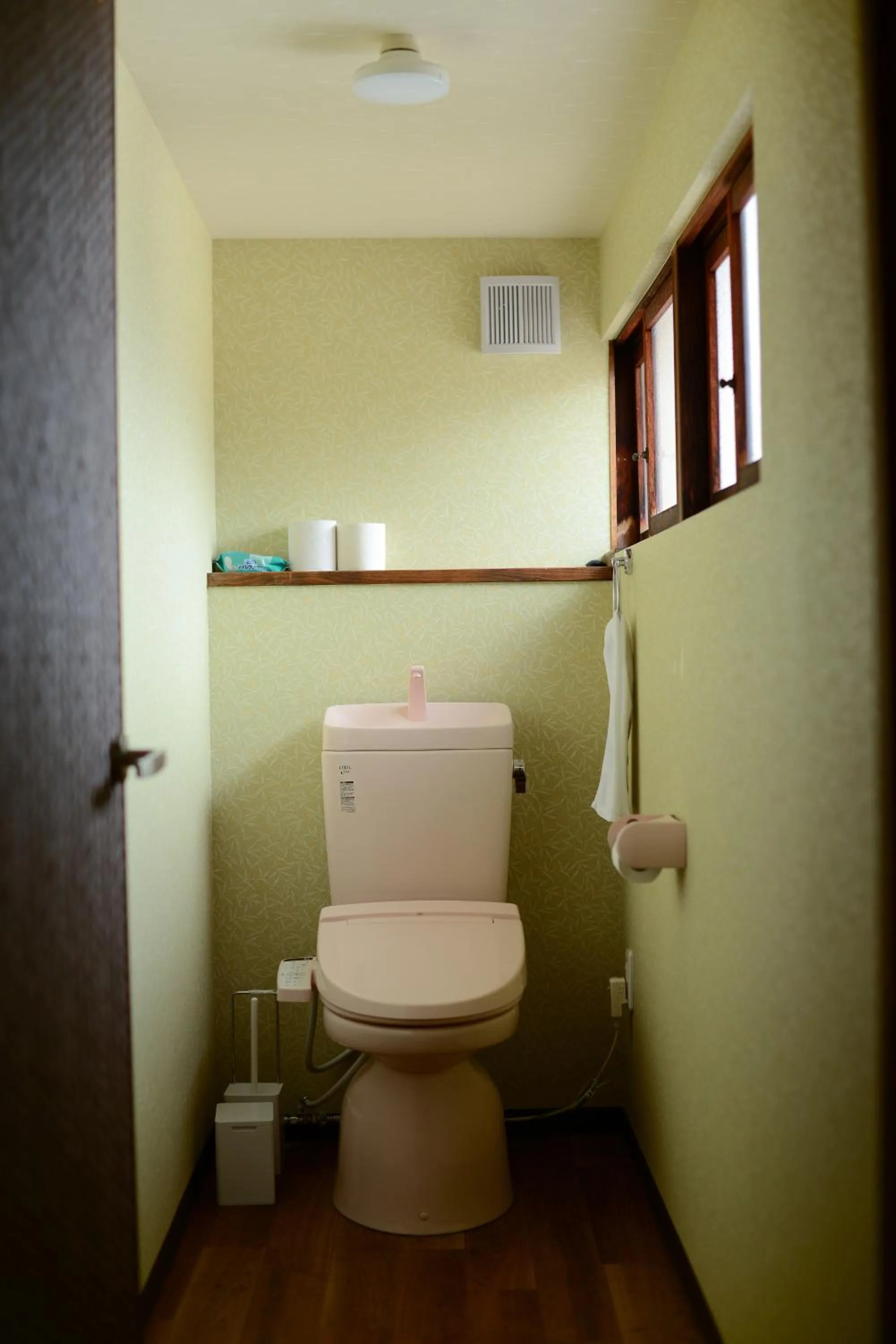 Bathroom in Nishioji TANUKI 西大路 狸