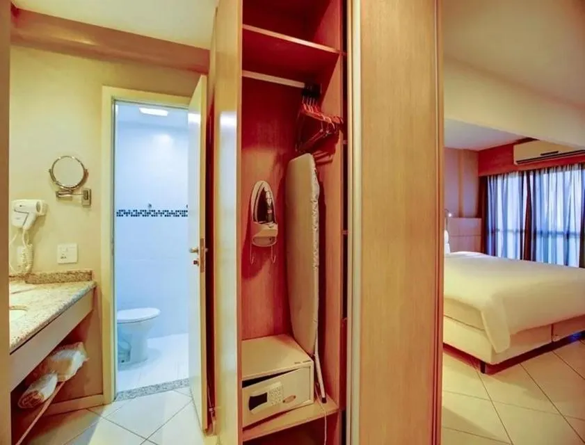 Photo of the whole room, Bed in Quality Rio de Janeiro - Barra da Tijuca