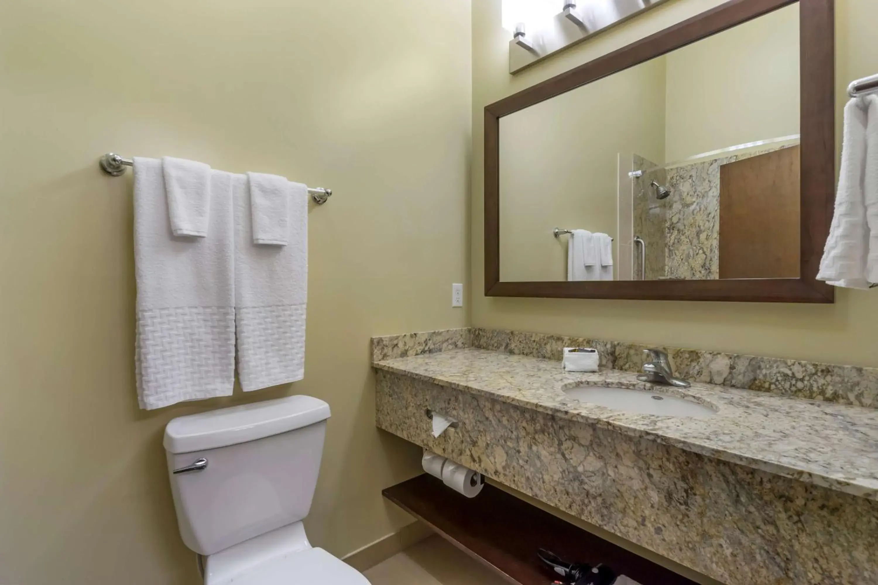 Bathroom in Best Western Plus Lacey Inn & Suites Bathroom in Best Western Plus Lacey Inn & Suites