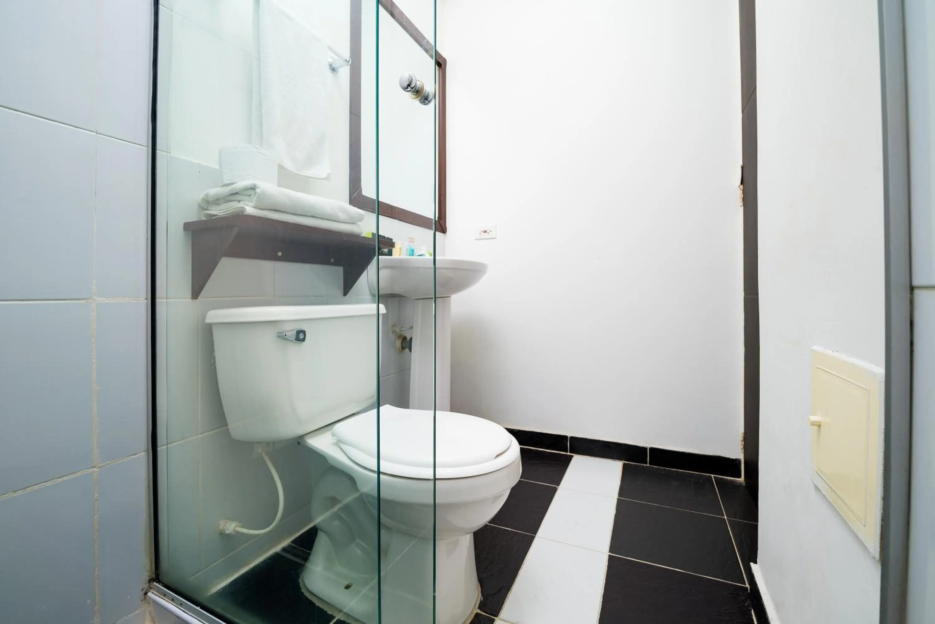 Shower in Ayenda 1703 Gran Reserva