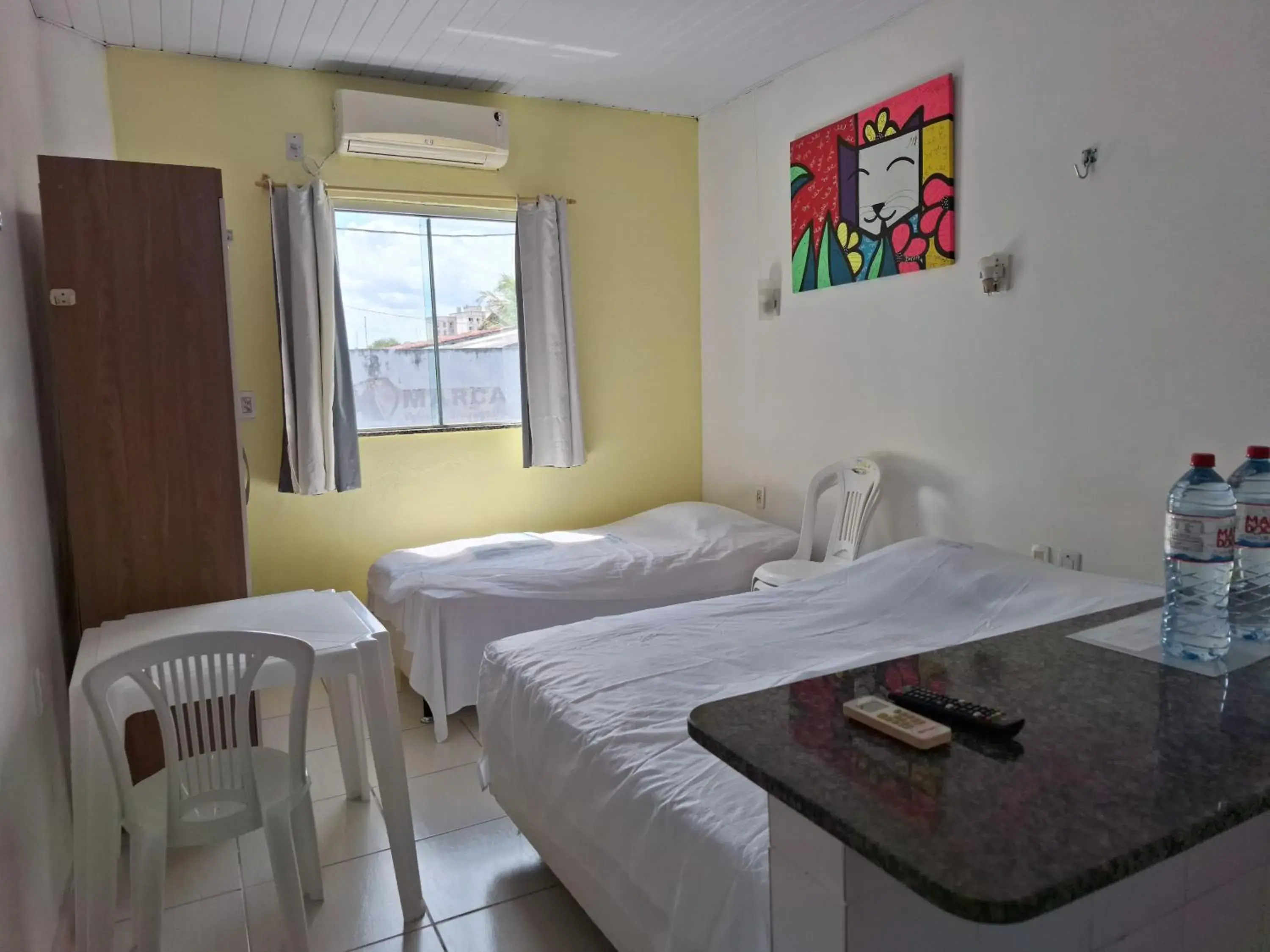 Triple Room in Residencial Dom Fernando Triple Room in Residencial Dom Fernando